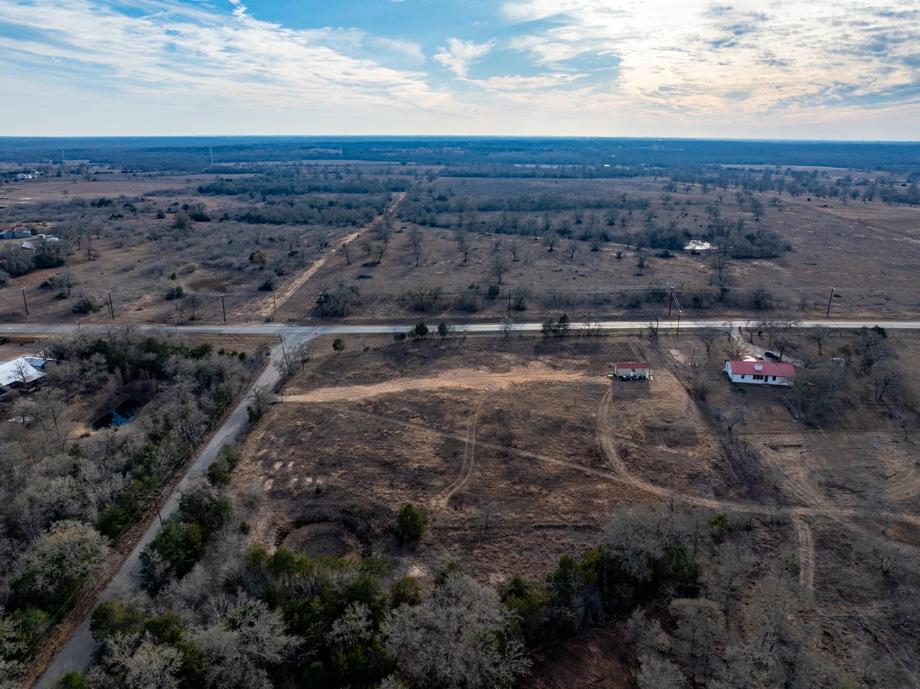 1056 -5A High Grove Rd, Cedar Creek, TX 78612