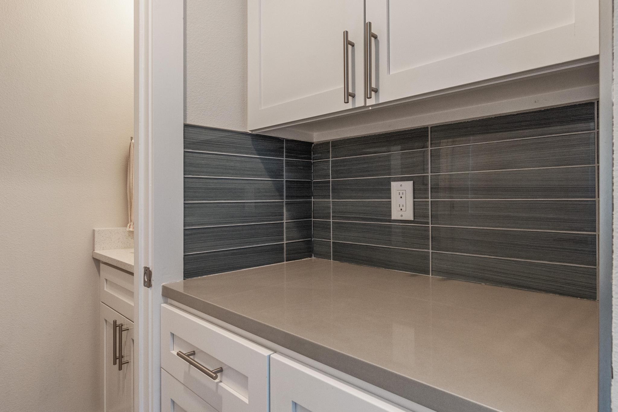 1177 Pandora St # B, Austin, TX 78702