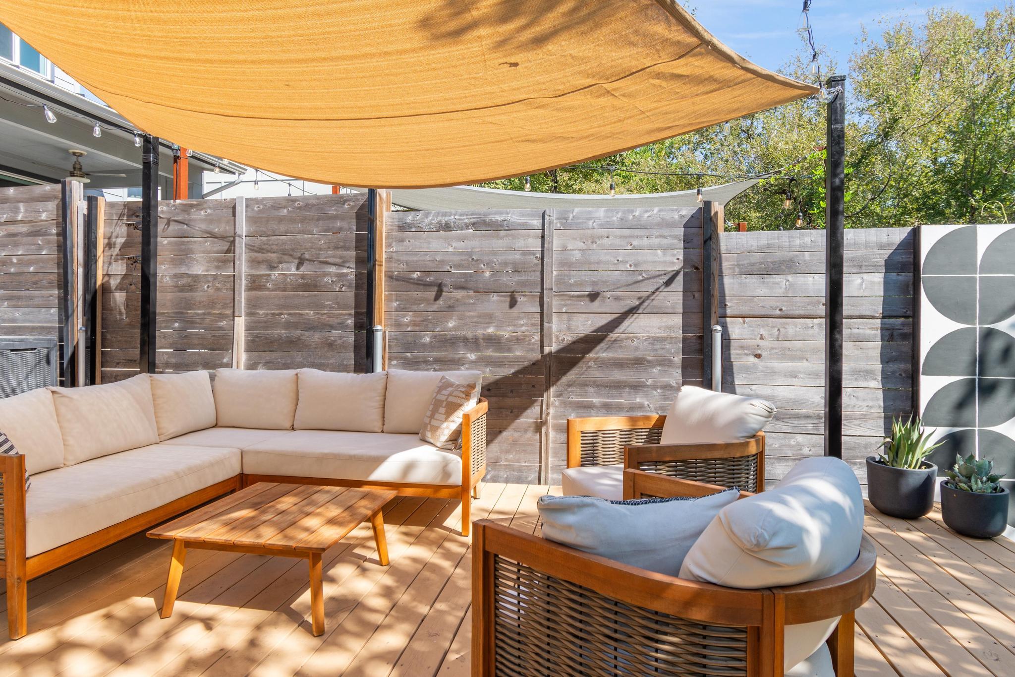 1177 Pandora St # B, Austin, TX 78702