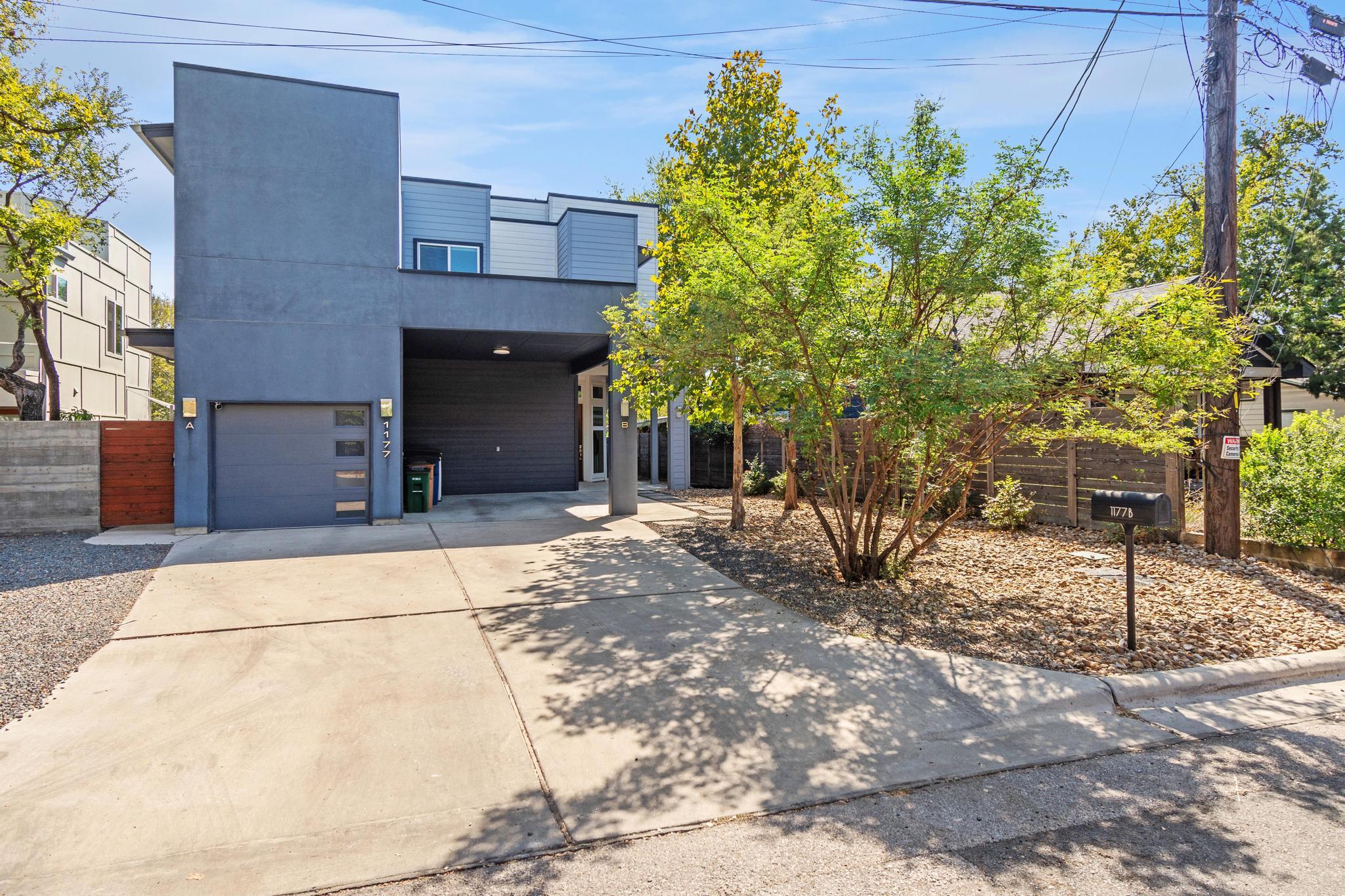 1177 Pandora St # B, Austin, TX 78702