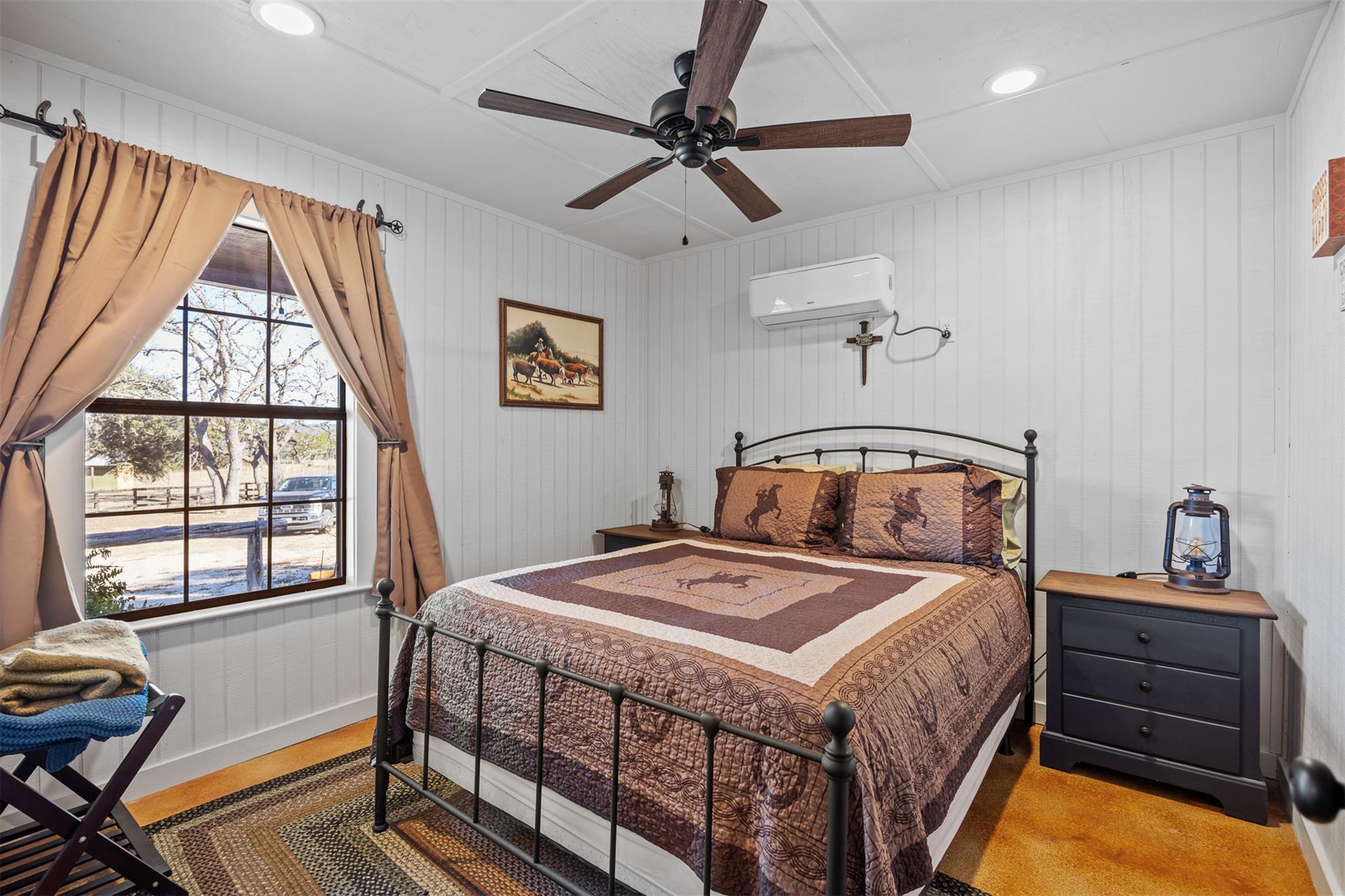 641 Patterson Creek Rd, Leakey, TX 78873