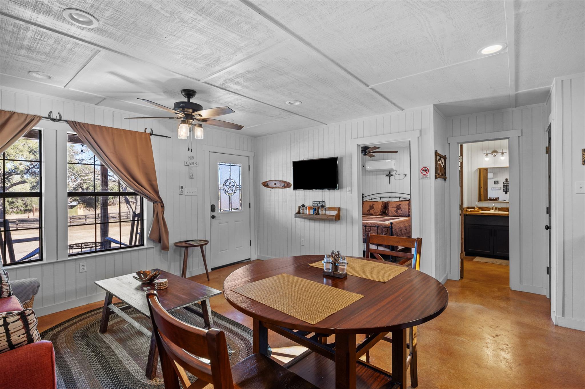 641 Patterson Creek Rd, Leakey, TX 78873