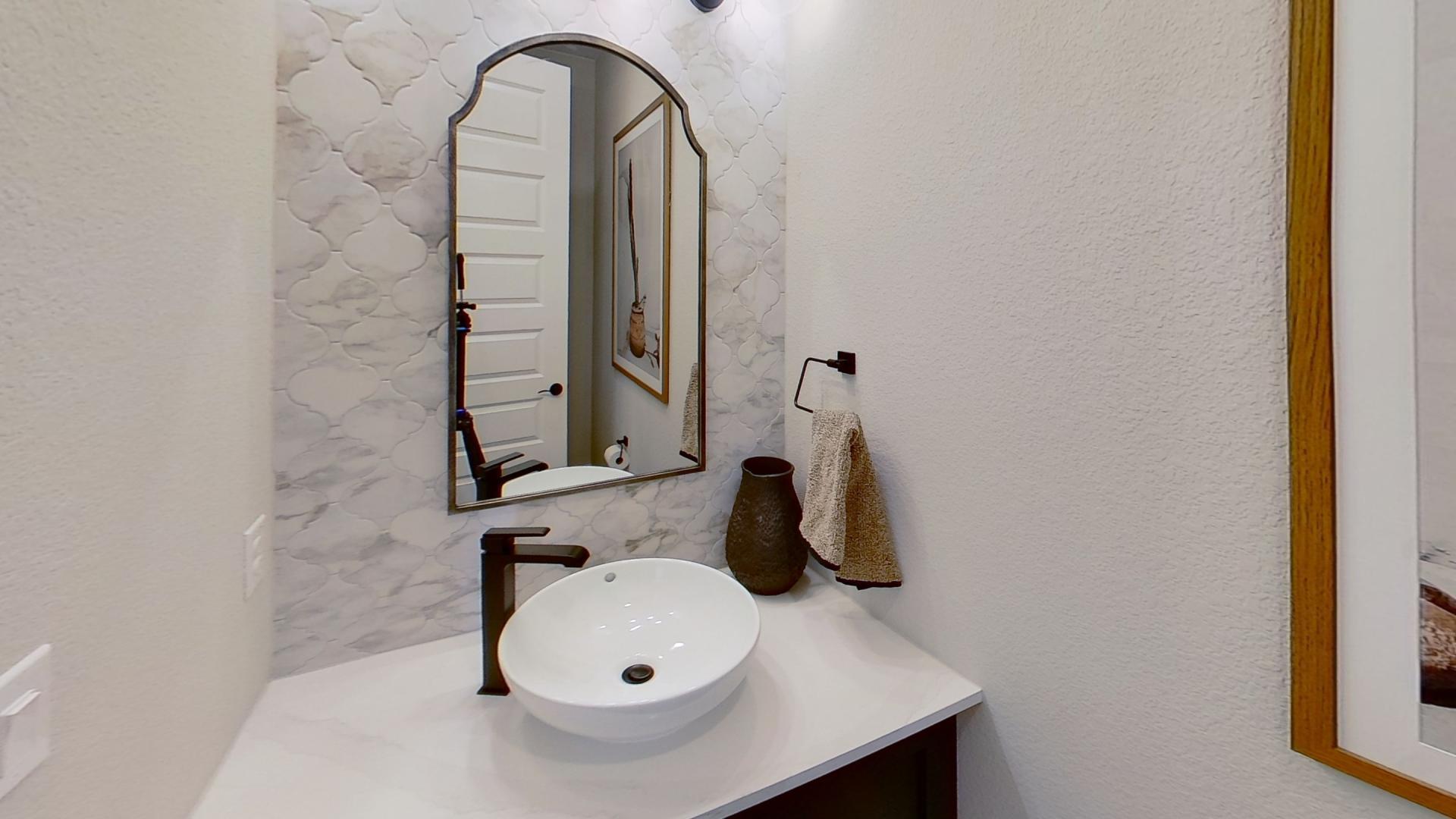 1001 Painted Horse Dr, Georgetown, TX 78633