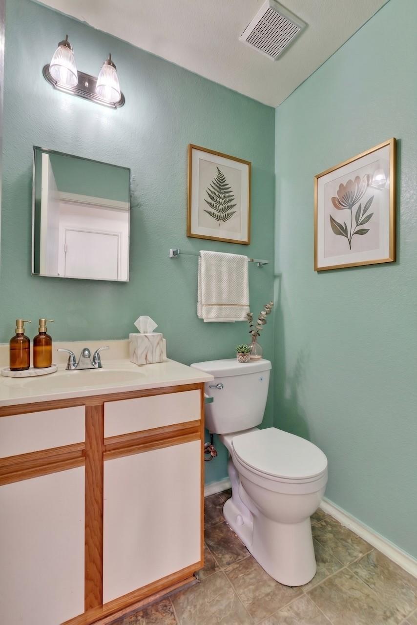 7504 Redrick Dr, Austin, TX 78747