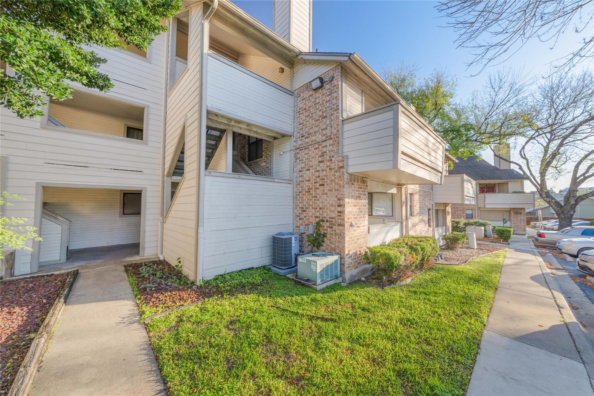 2500 Burleson Rd # 512, Austin, TX 78741