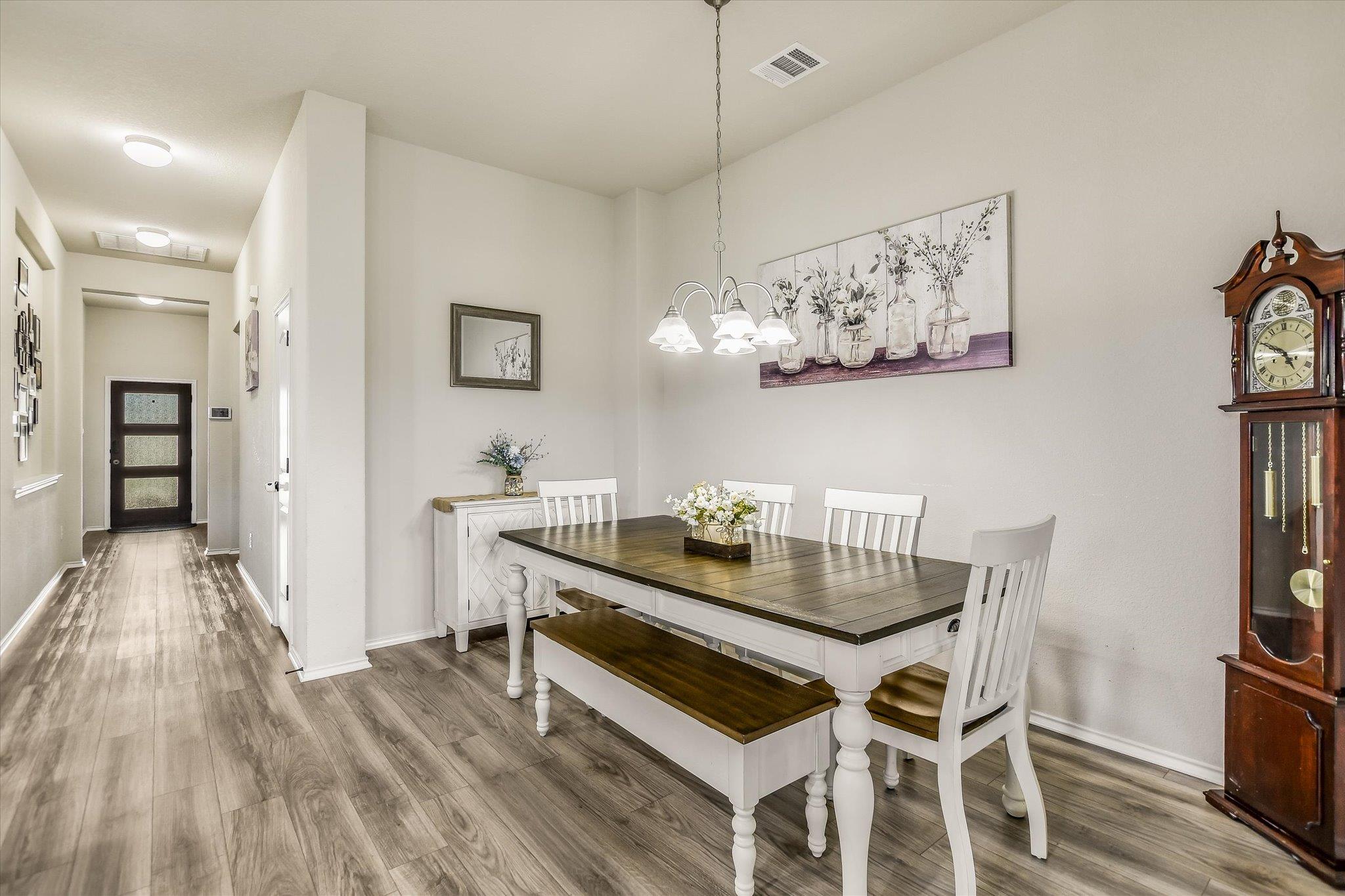 100 Rebel Red Cv, Liberty Hill, TX 78642