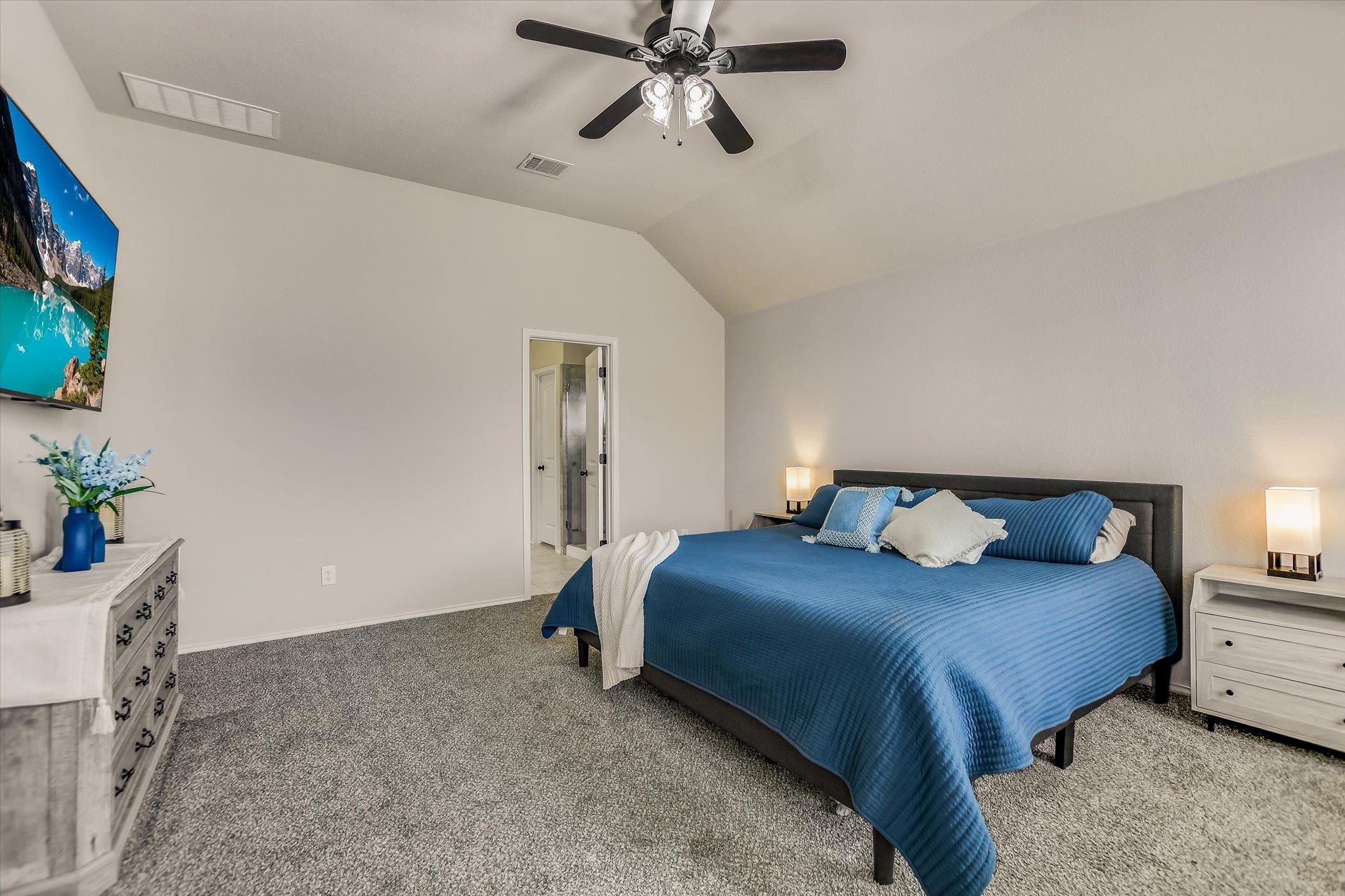 100 Rebel Red Cv, Liberty Hill, TX 78642