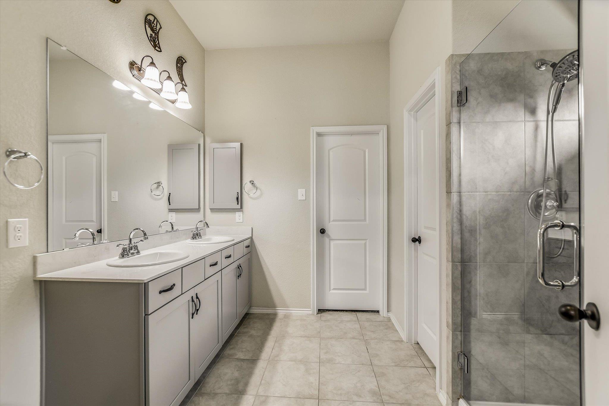 100 Rebel Red Cv, Liberty Hill, TX 78642