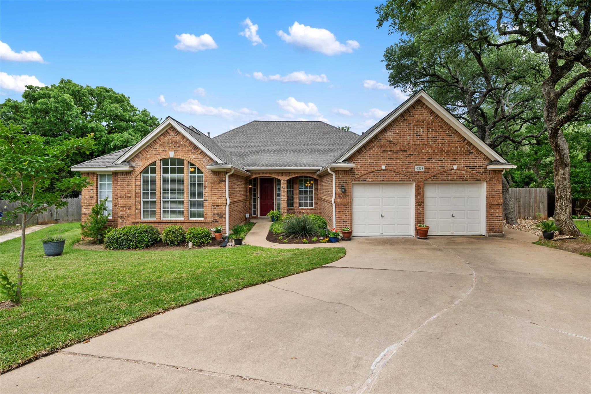 1308 Brianna Ct, Cedar Park, TX 78613