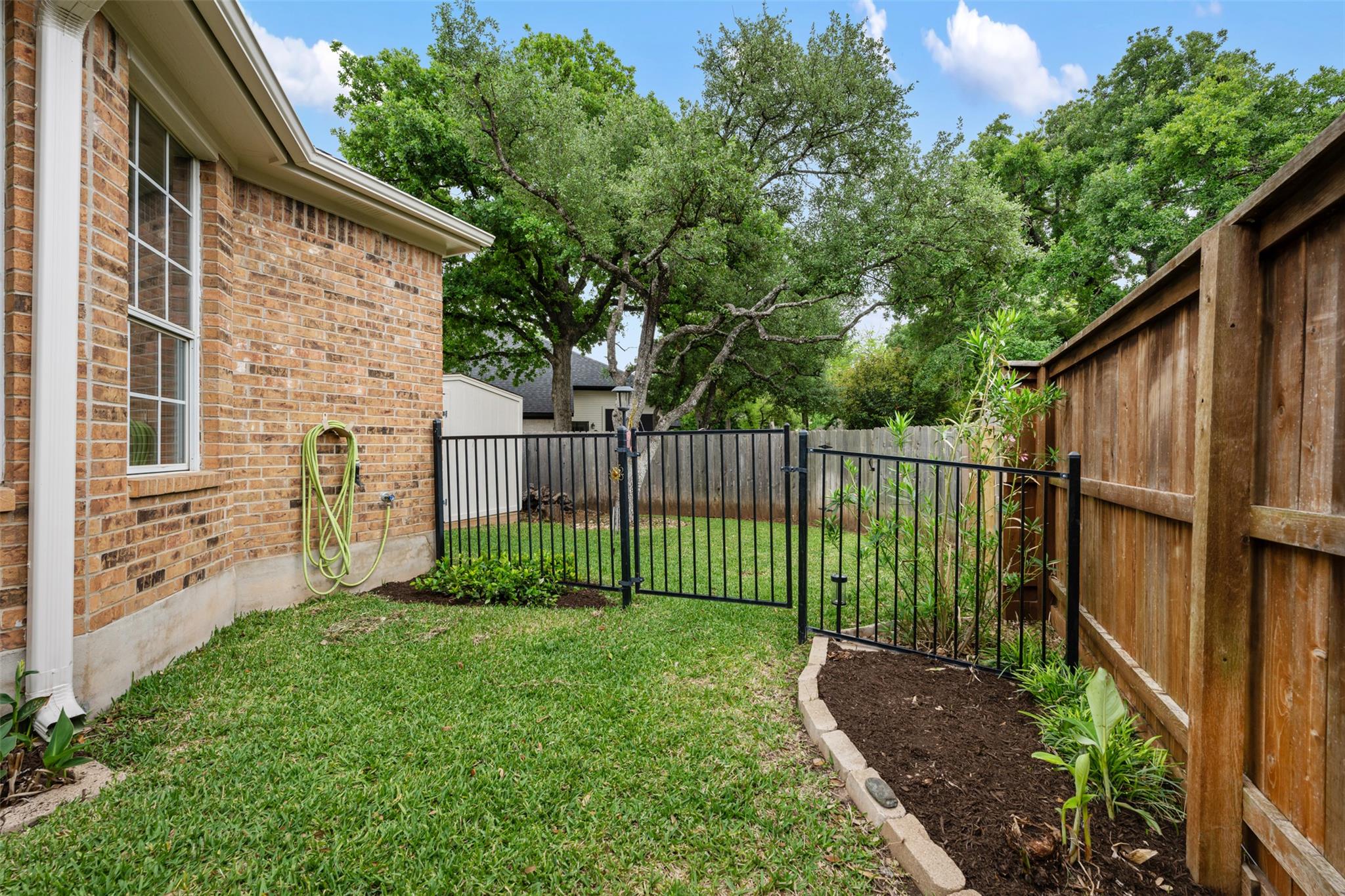 1308 Brianna Ct, Cedar Park, TX 78613
