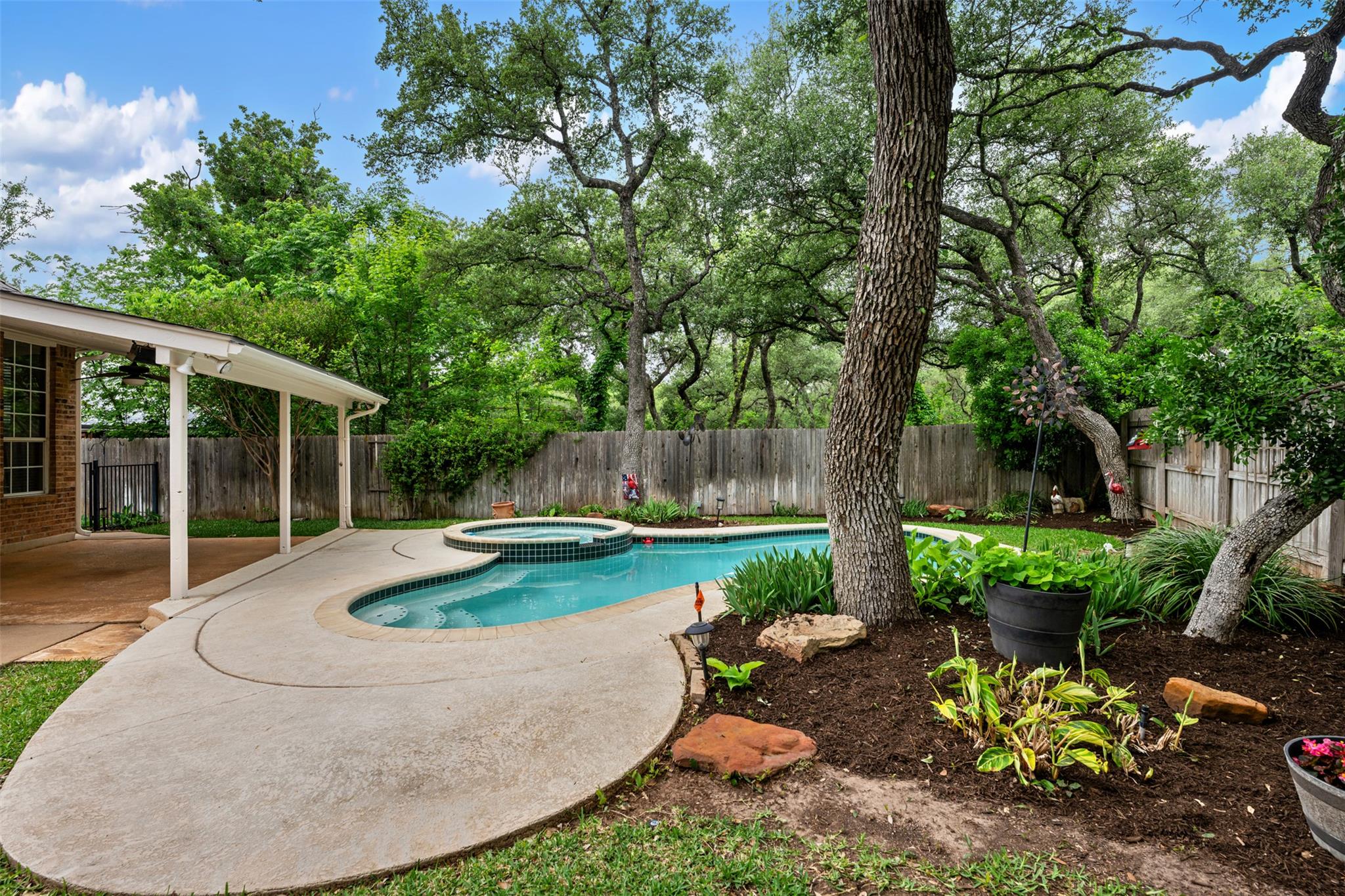 1308 Brianna Ct, Cedar Park, TX 78613