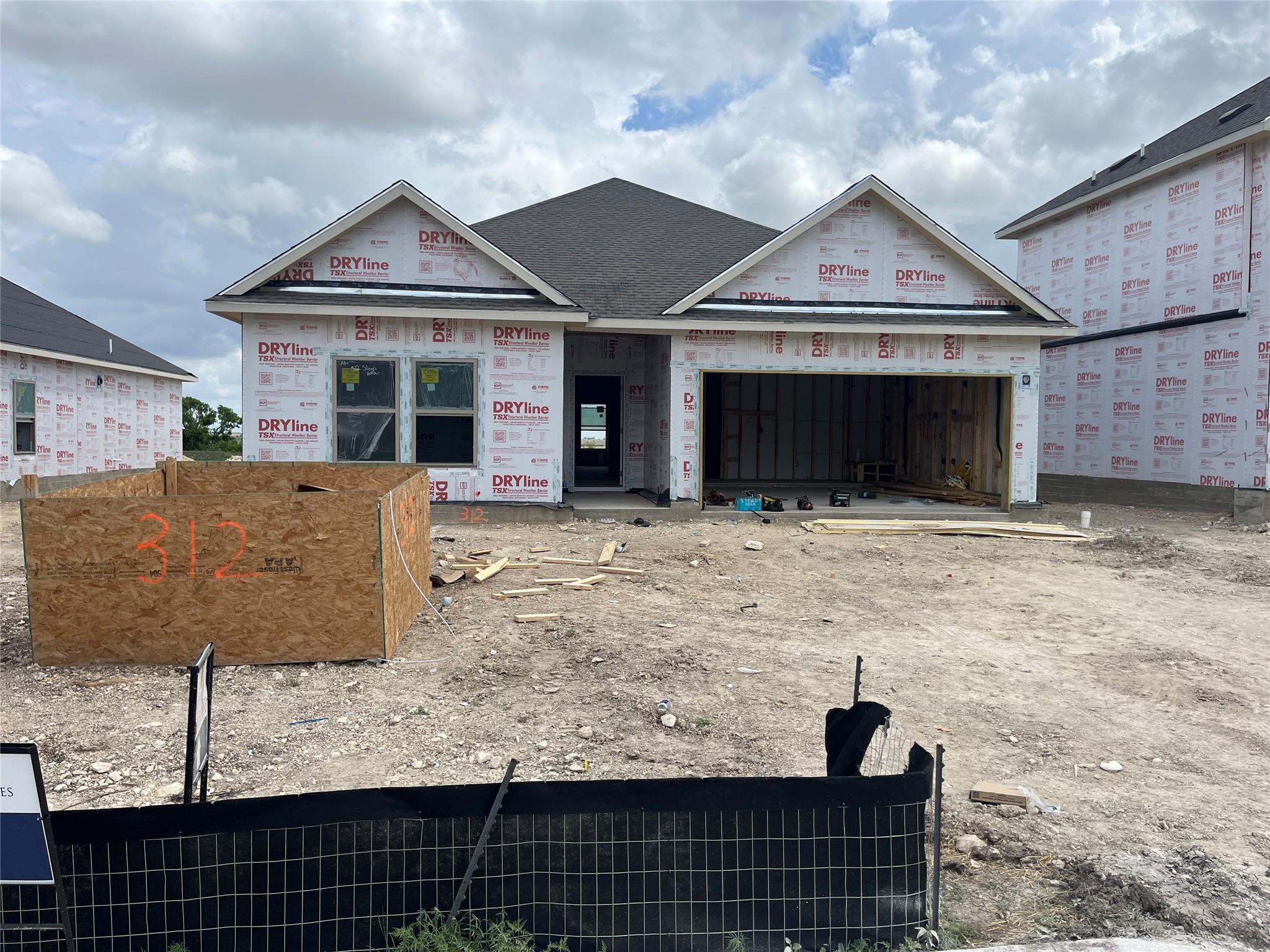 312 Sleep Hollow, Jarrell, TX 76537