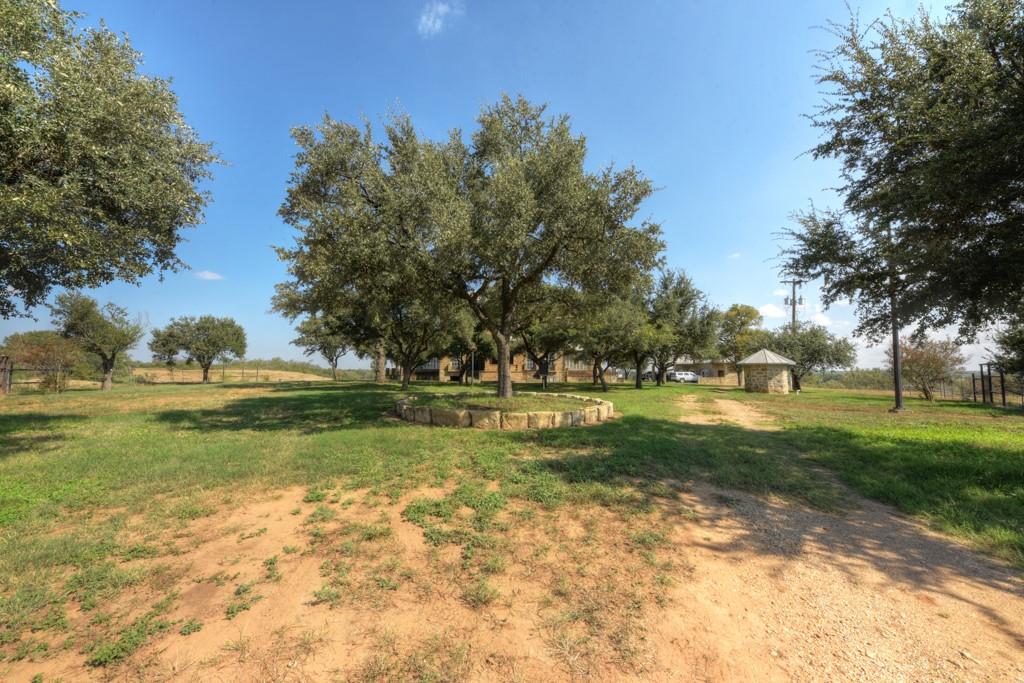 6887 Von Ormy Rd, Von Ormy, TX 78073
