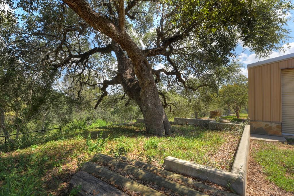 6887 Von Ormy Rd, Von Ormy, TX 78073