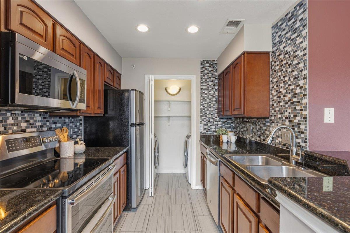 6000 Shepherd Mountain Cv # 411, Austin, TX 78730