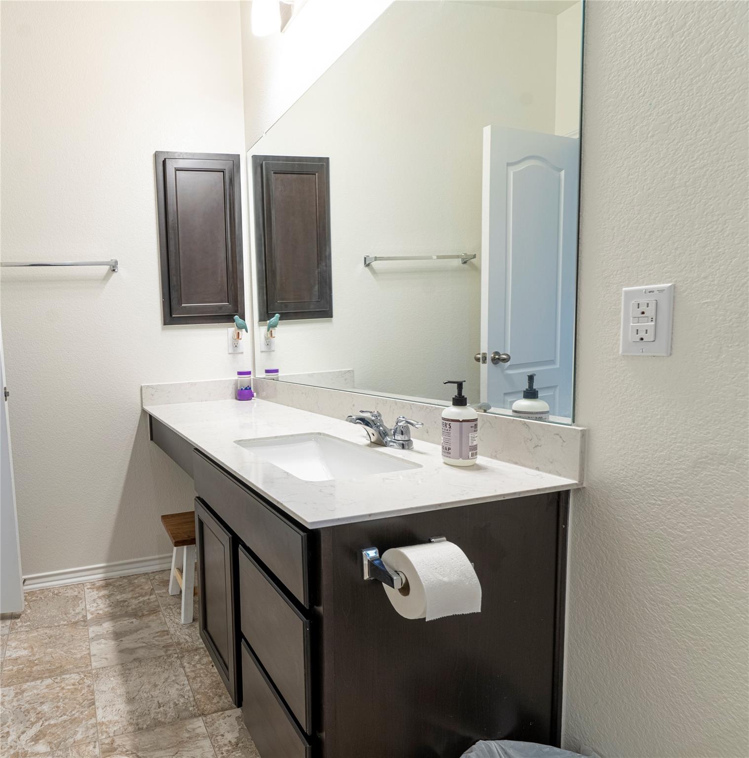 1709 Dragonfly Loop, Bastrop, TX 78602