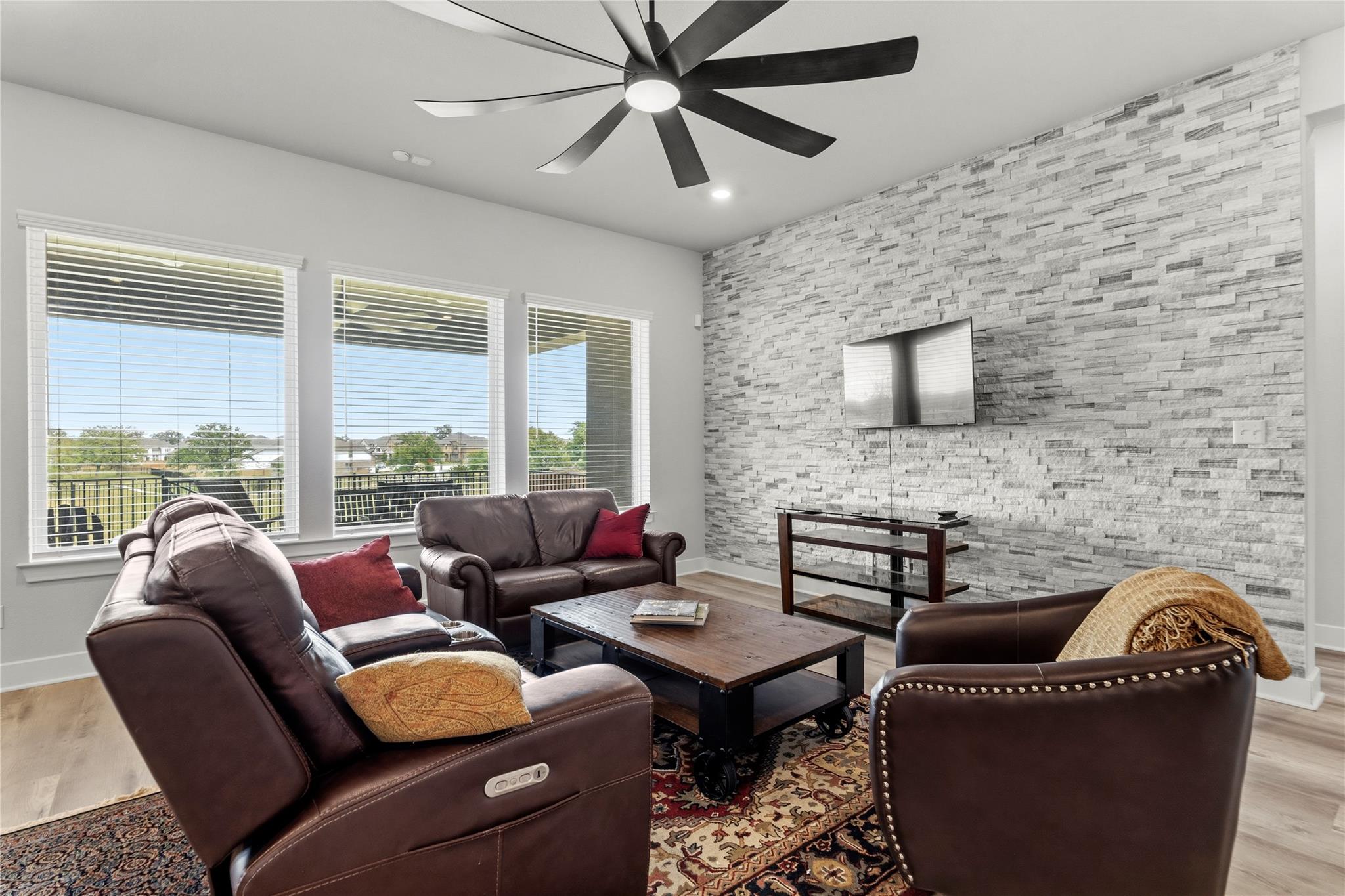 123 Lake Charlotte Creek Dr, Bastrop, TX 78602