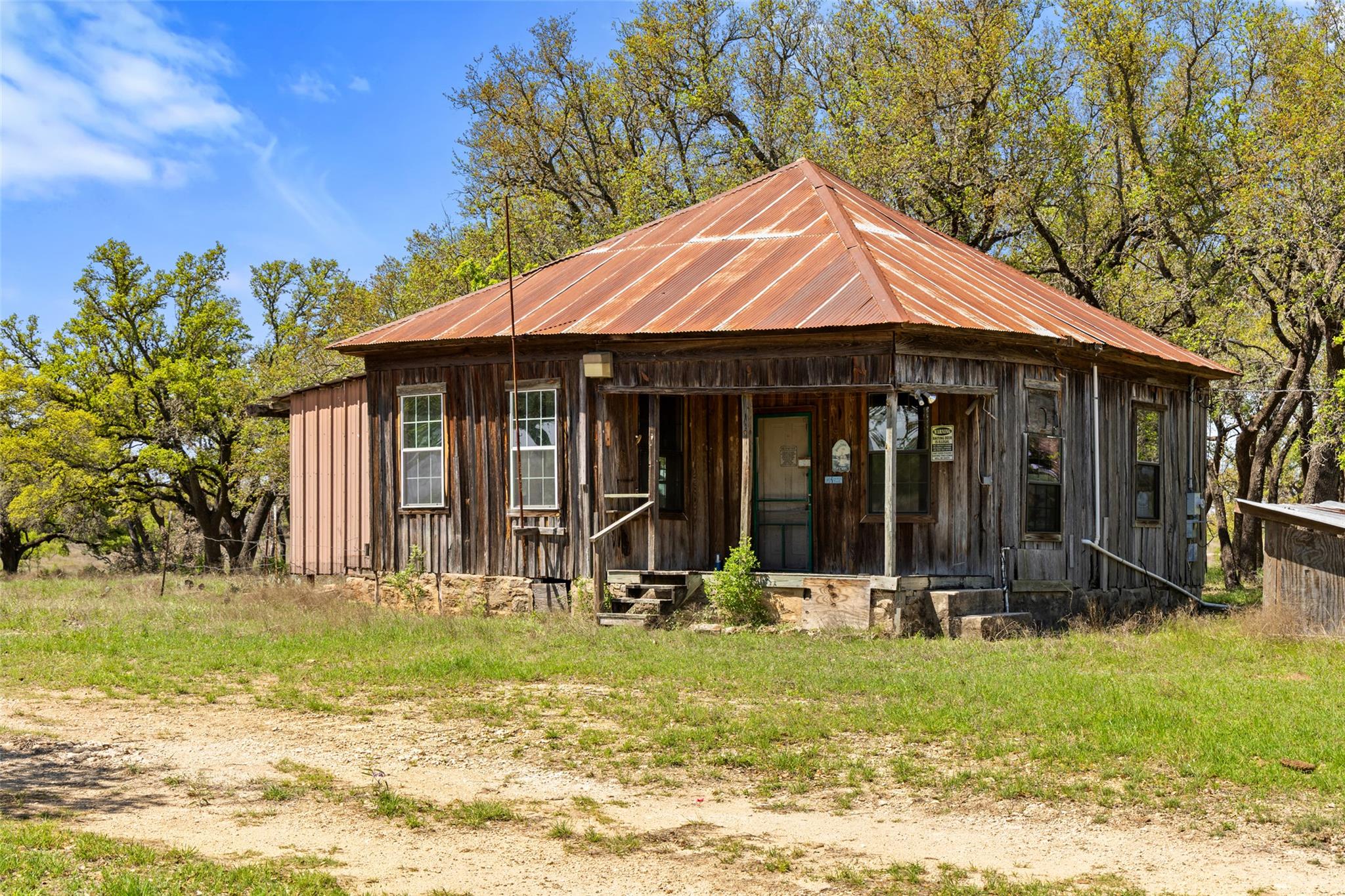 1318 Klett Ranch Rd, Johnson City, TX 78636