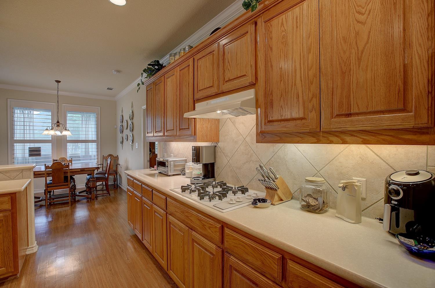 201 S Pine St, Georgetown, TX 78626