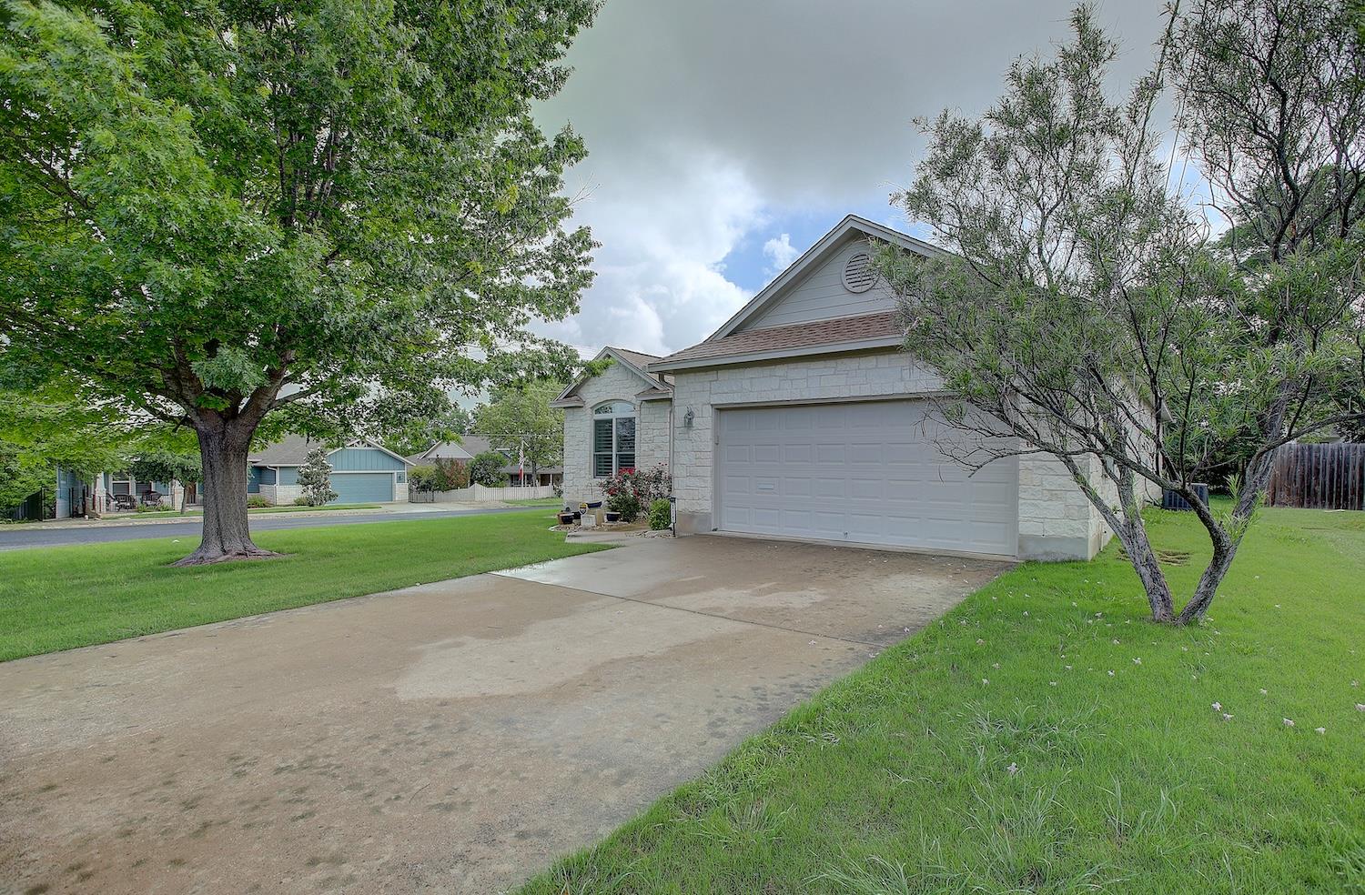 201 S Pine St, Georgetown, TX 78626