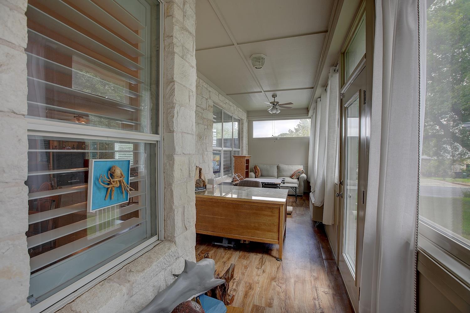 201 S Pine St, Georgetown, TX 78626