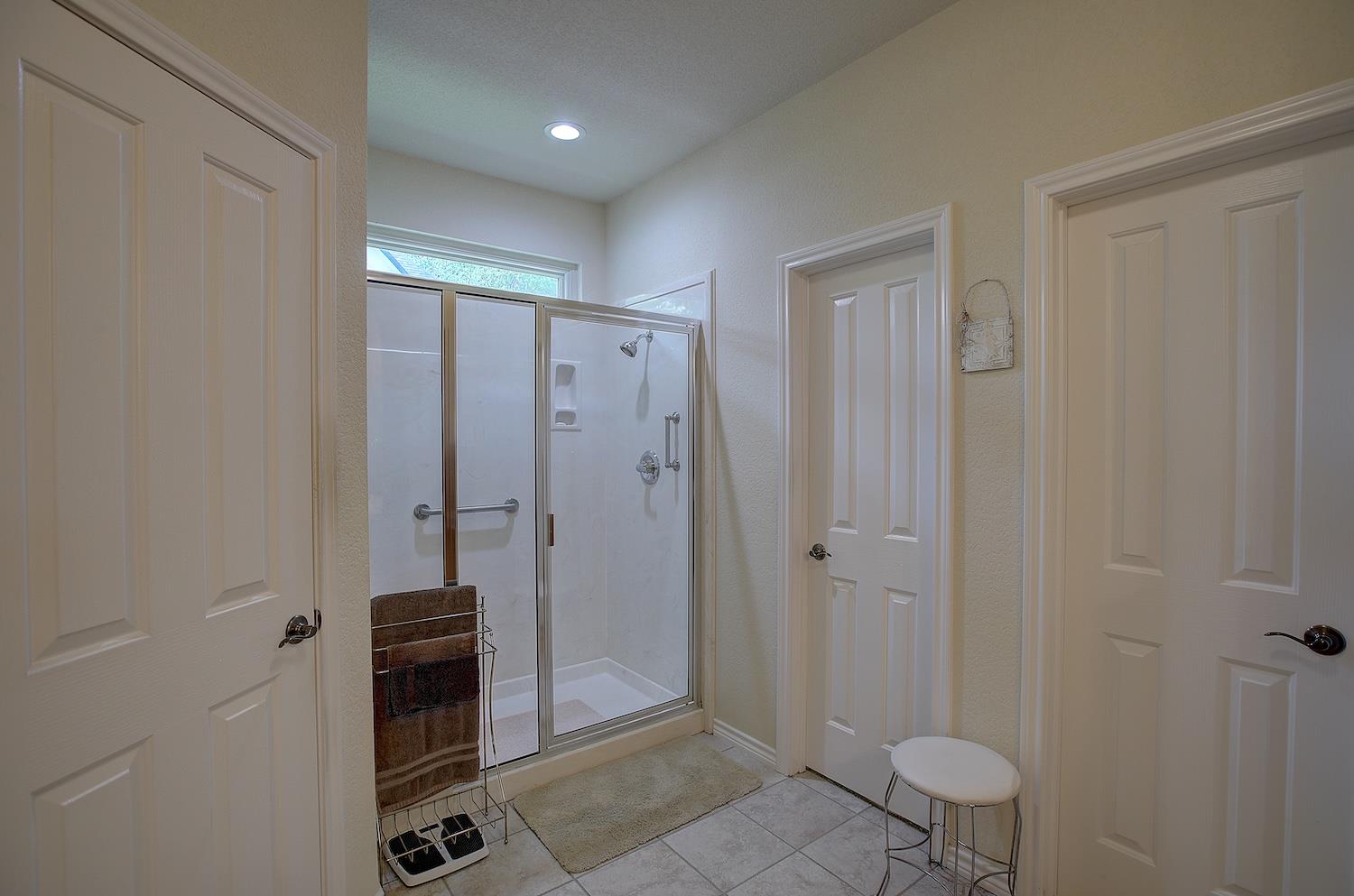 201 S Pine St, Georgetown, TX 78626