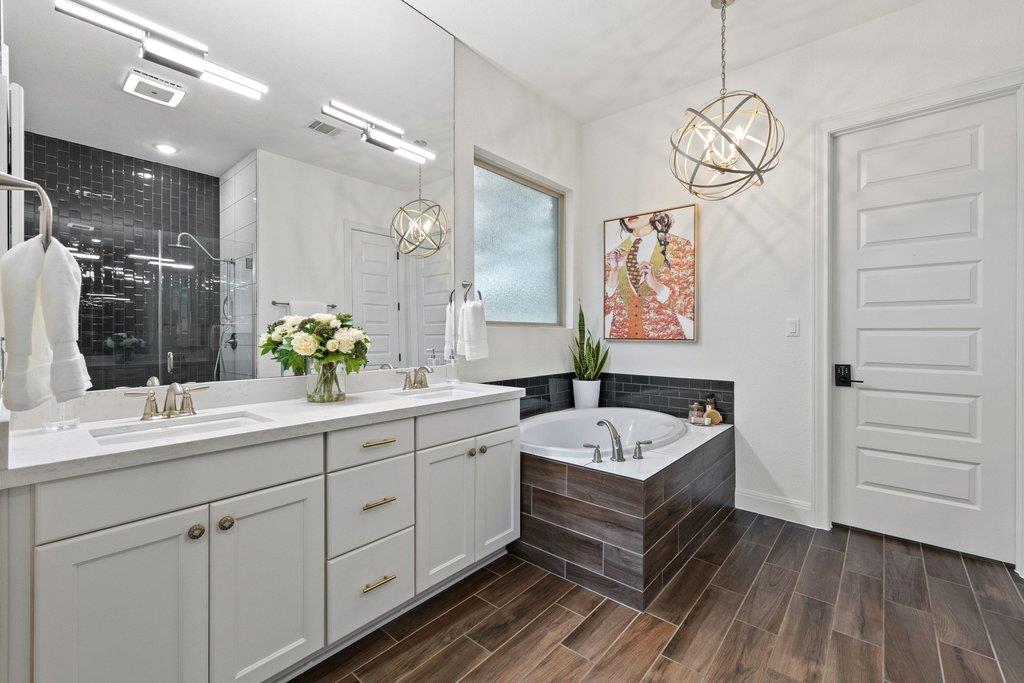 17641 Stratus Cv, Dripping Springs, TX 78620