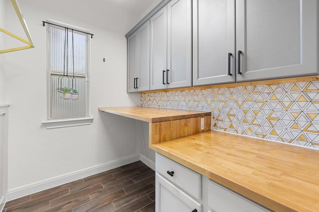 17641 Stratus Cv, Dripping Springs, TX 78620