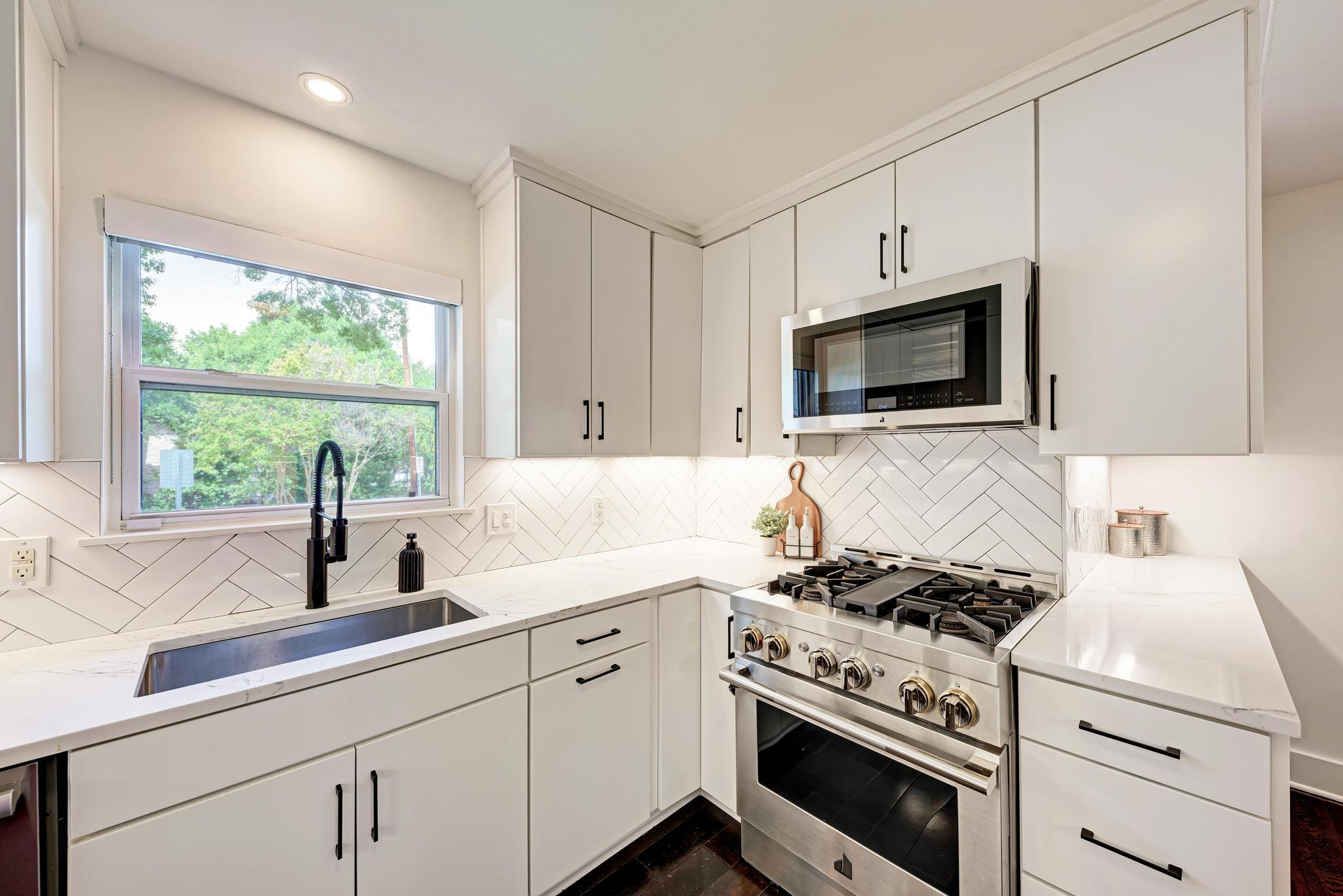 2508 Spring Creek Dr, Austin, TX 78704