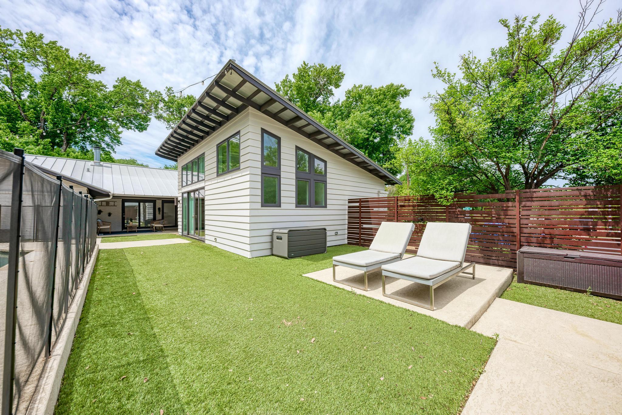 2508 Spring Creek Dr, Austin, TX 78704