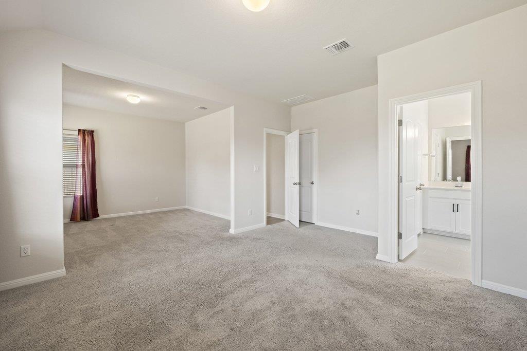 105 Cupa Monti Rd, Hutto, TX 78634