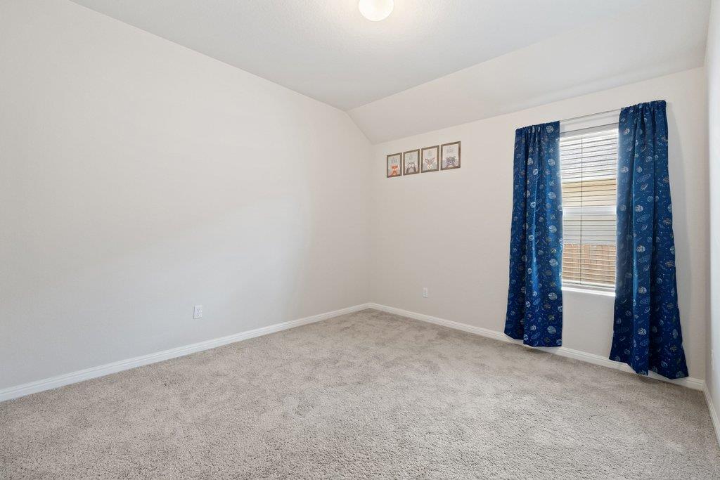 105 Cupa Monti Rd, Hutto, TX 78634