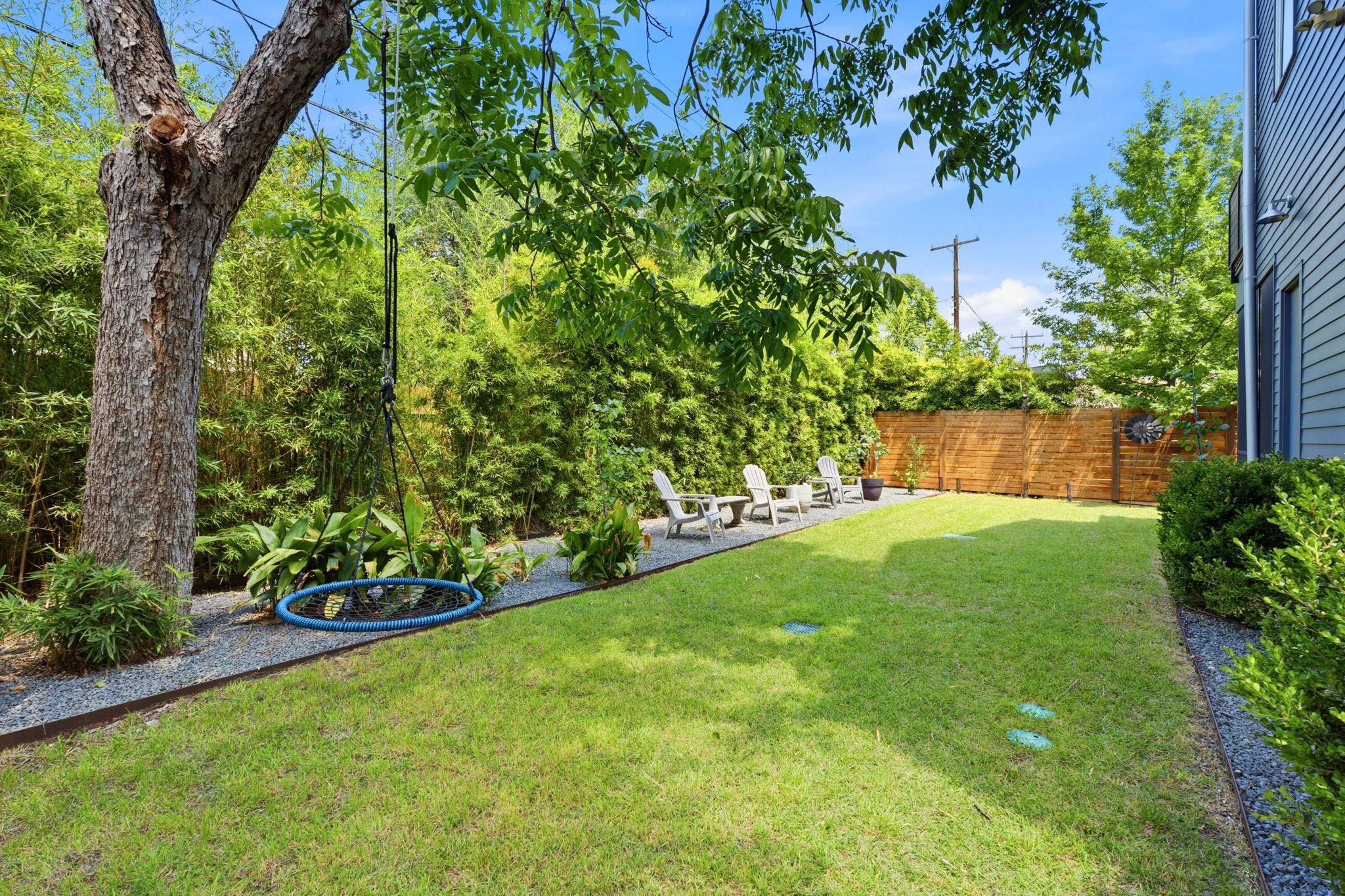 2806 W 44th St # B, Austin, TX 78731