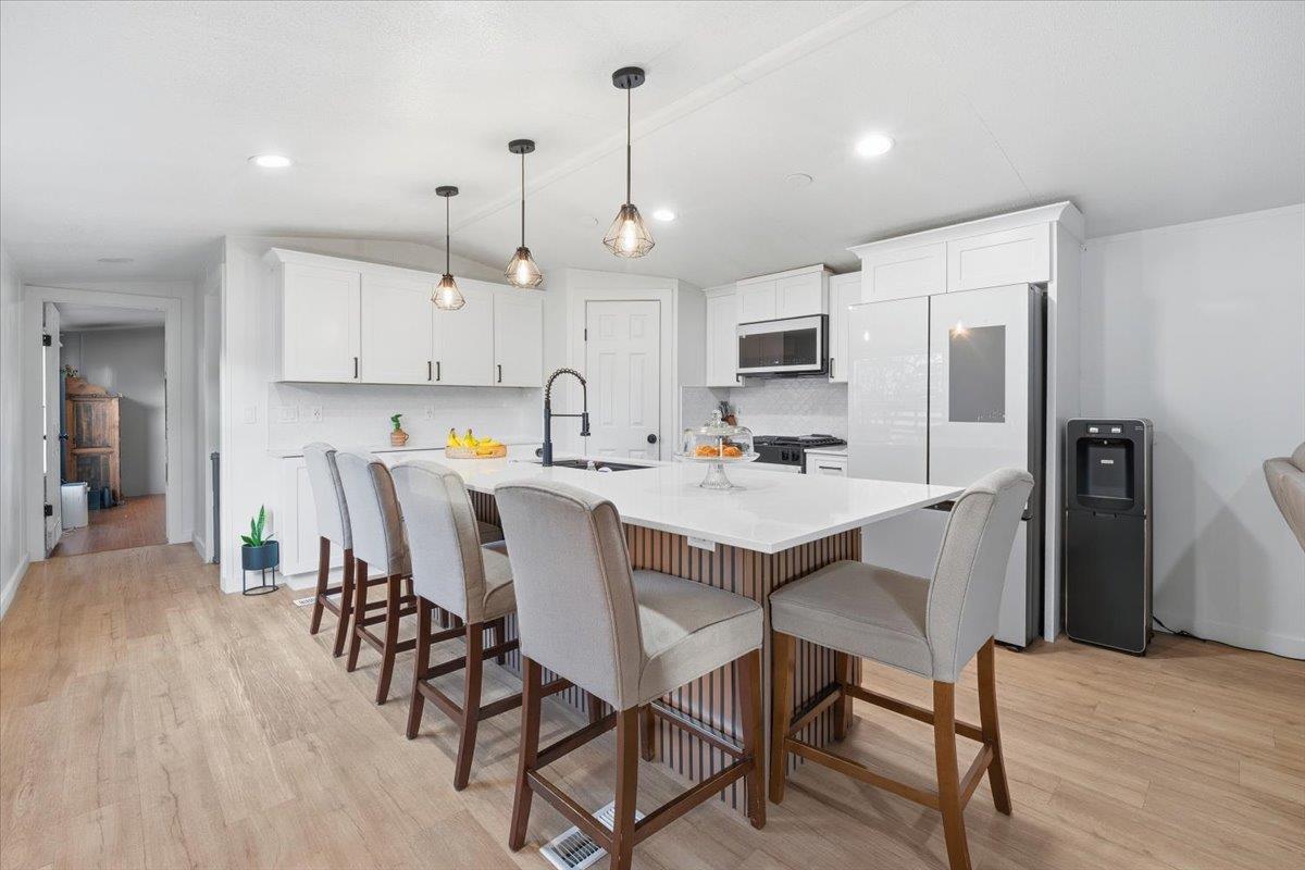 112 Storm Ct, Kyle, TX 78640