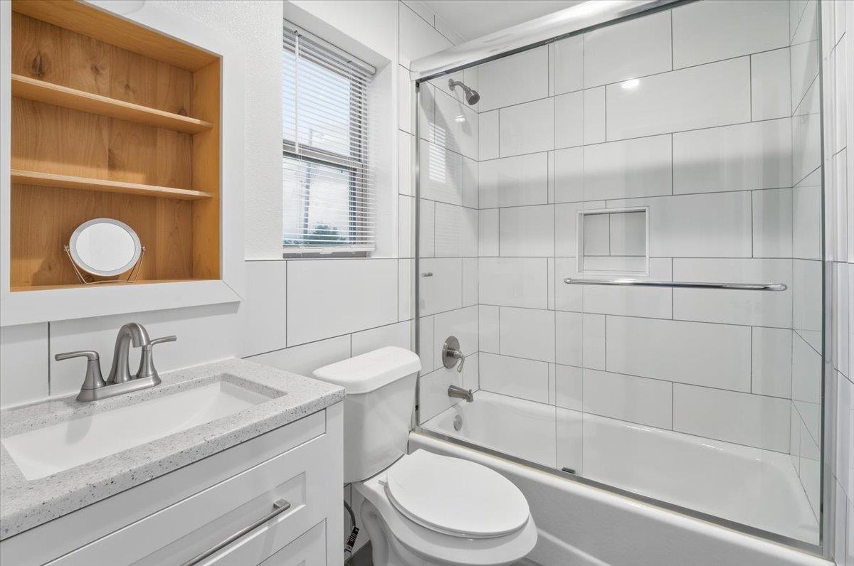 112 Storm Ct, Kyle, TX 78640