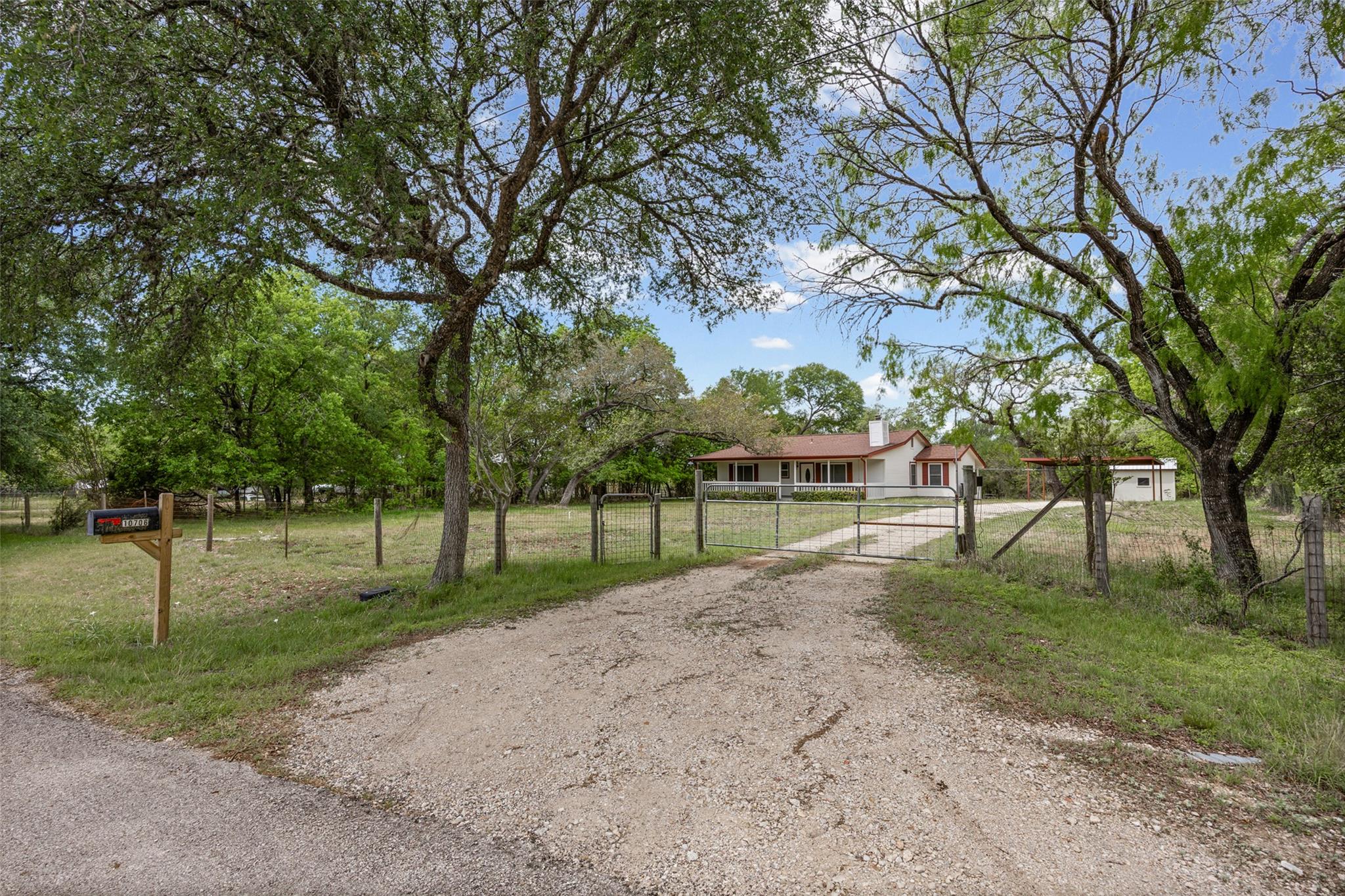 10706 Creek View Dr, Austin, TX 78748