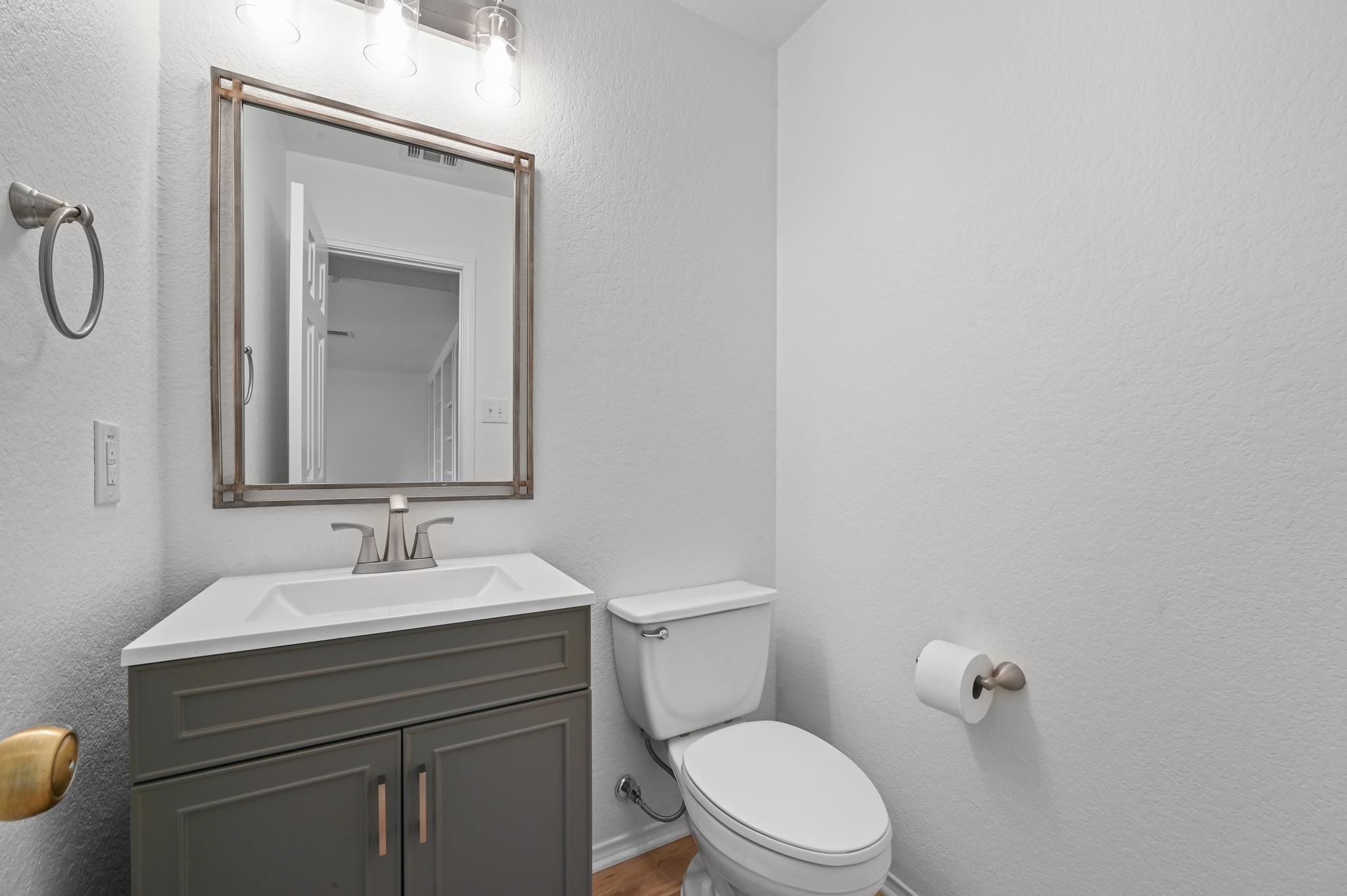 2412 Regal Park Ln, Austin, TX 78748