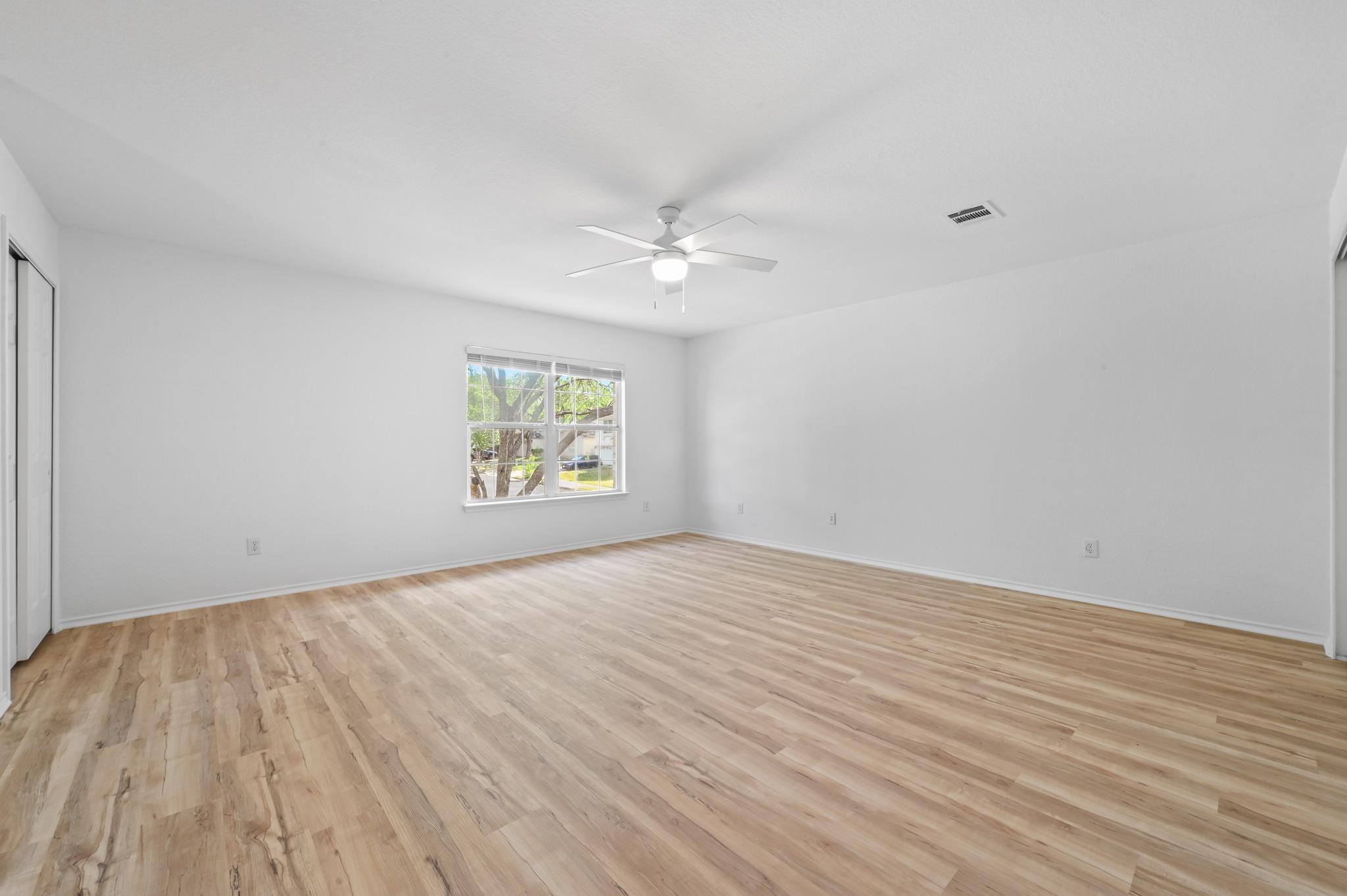 2412 Regal Park Ln, Austin, TX 78748