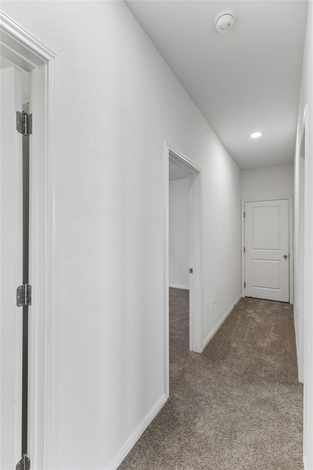 124 Peony Ln, Jarrell, TX 76537