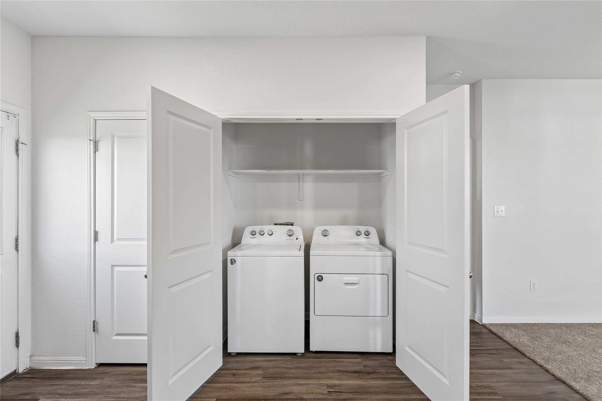 124 Peony Ln, Jarrell, TX 76537