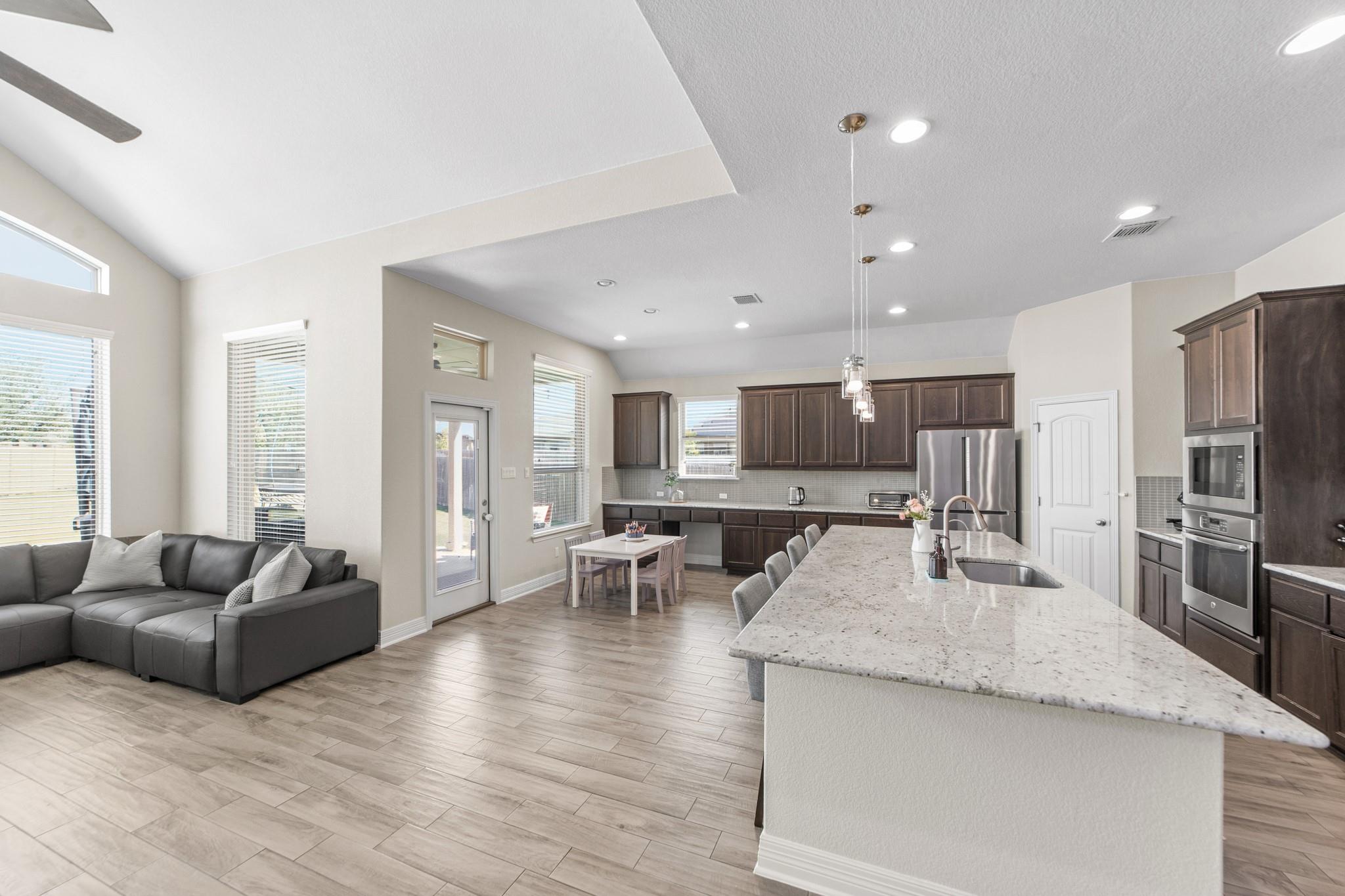 20004 Wirrall Rd, Pflugerville, TX 78660