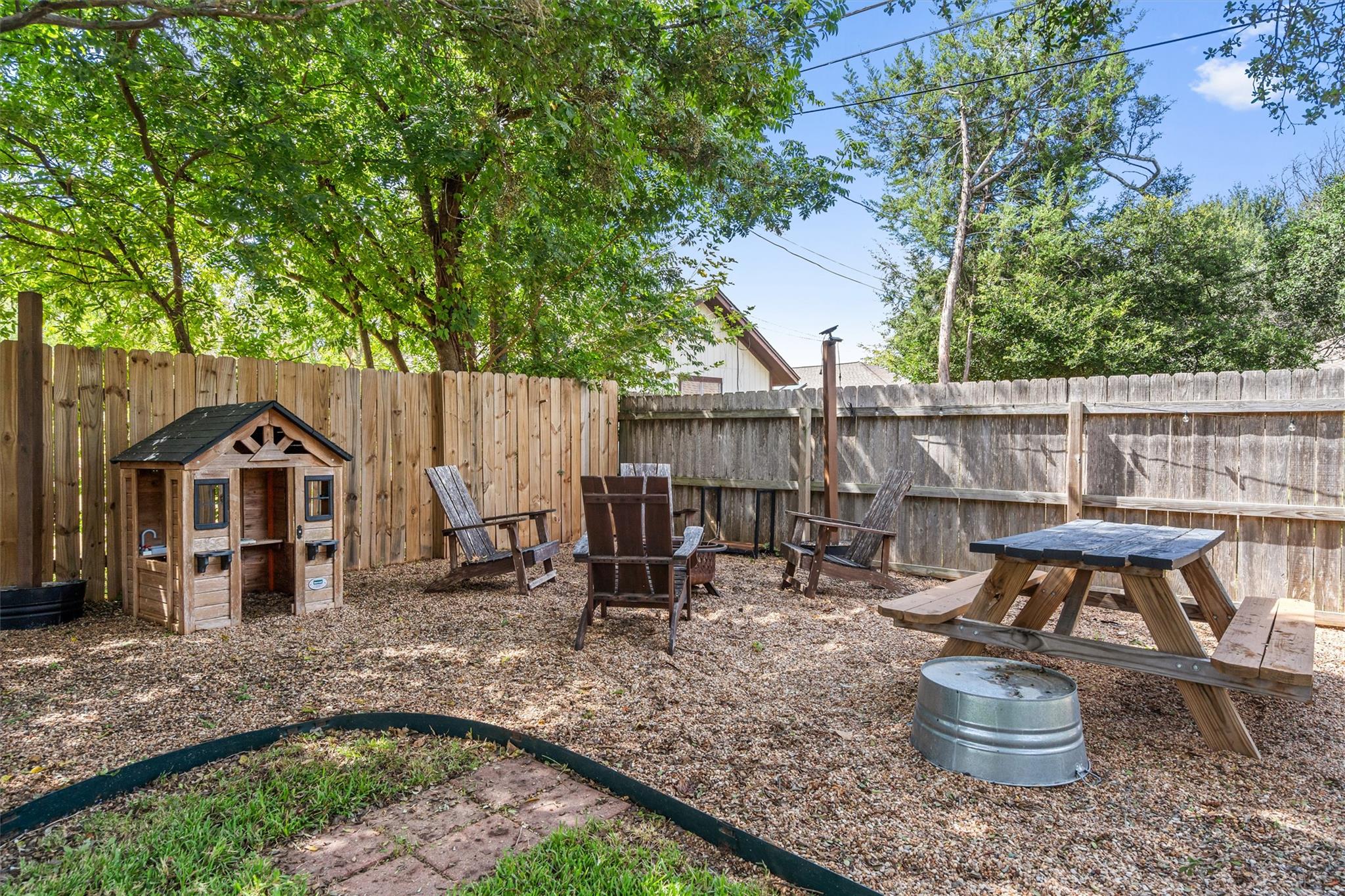 1602 Rock Creek Dr, Round Rock, TX 78681
