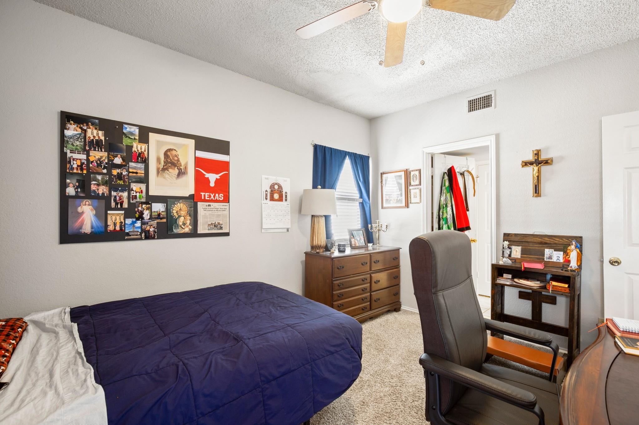 706 W 22nd St # 206, Austin, TX 78705