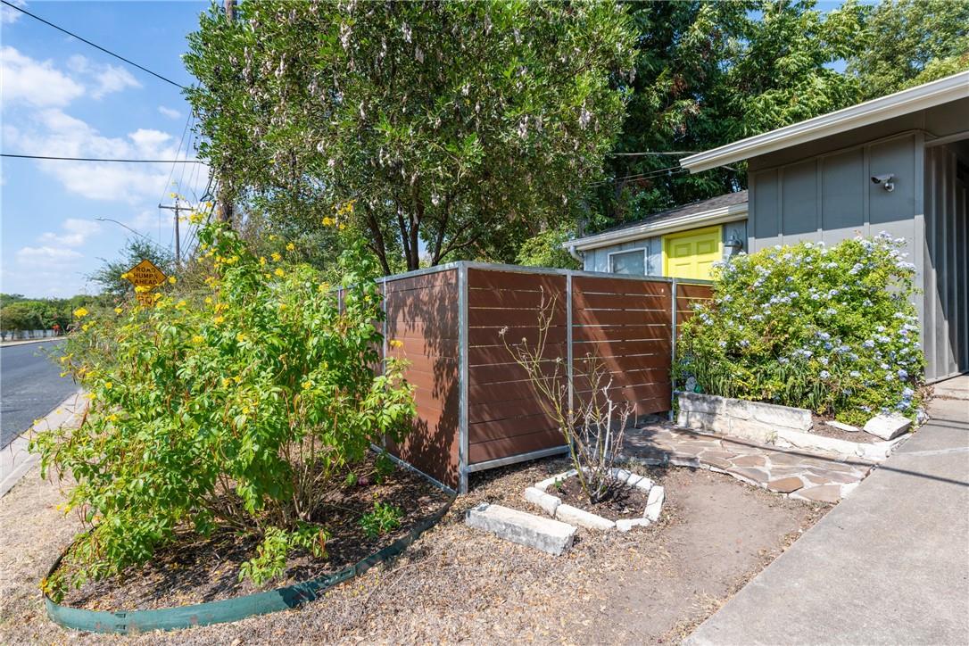 5500 Westminster Dr # B, Austin, TX 78723