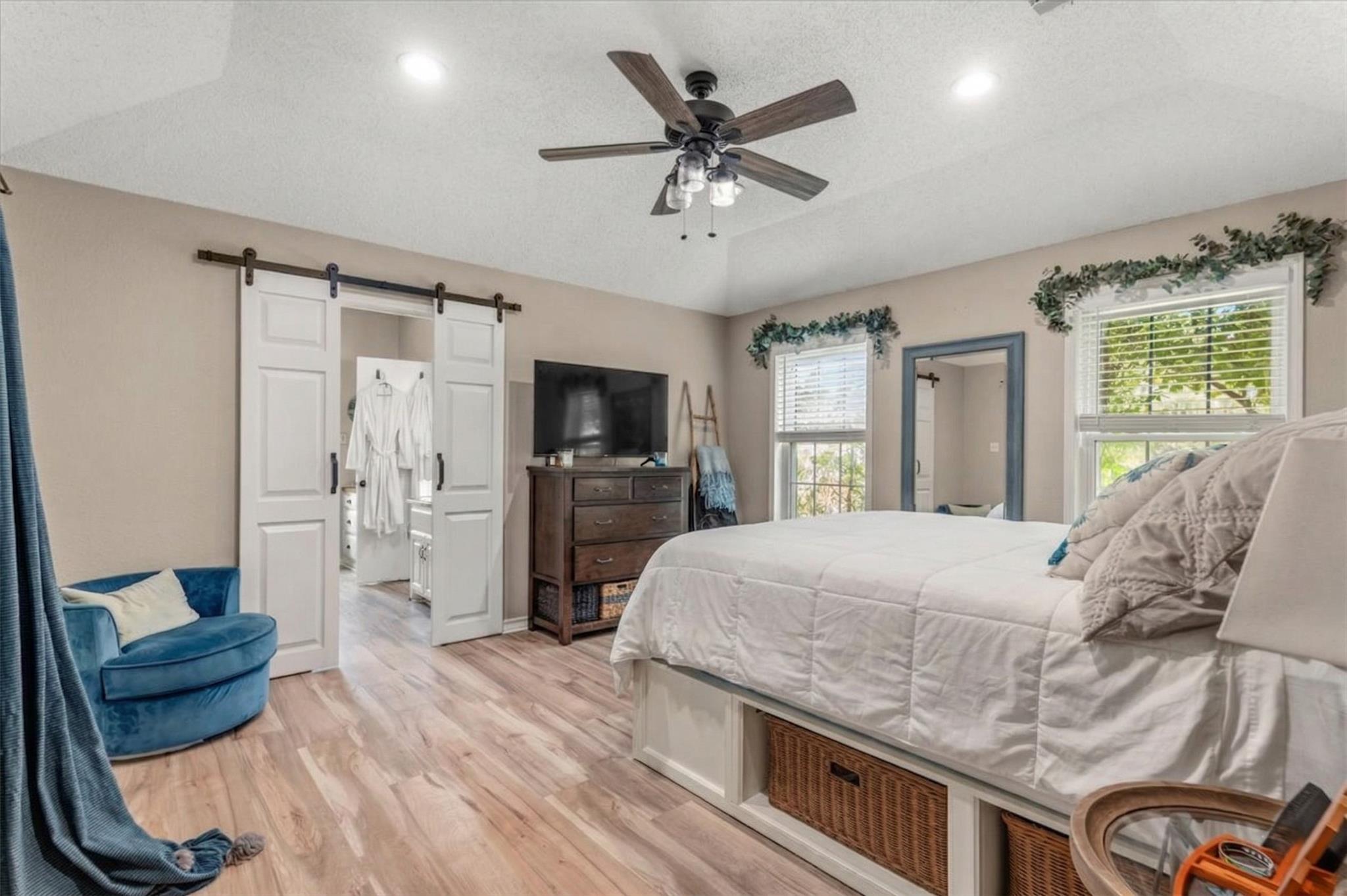 1007 Hidden Hills Dr, Dripping Springs, TX 78620