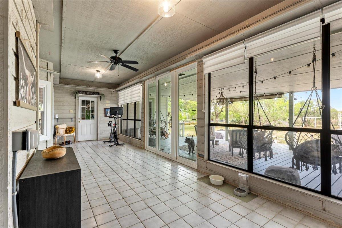 1007 Hidden Hills Dr, Dripping Springs, TX 78620