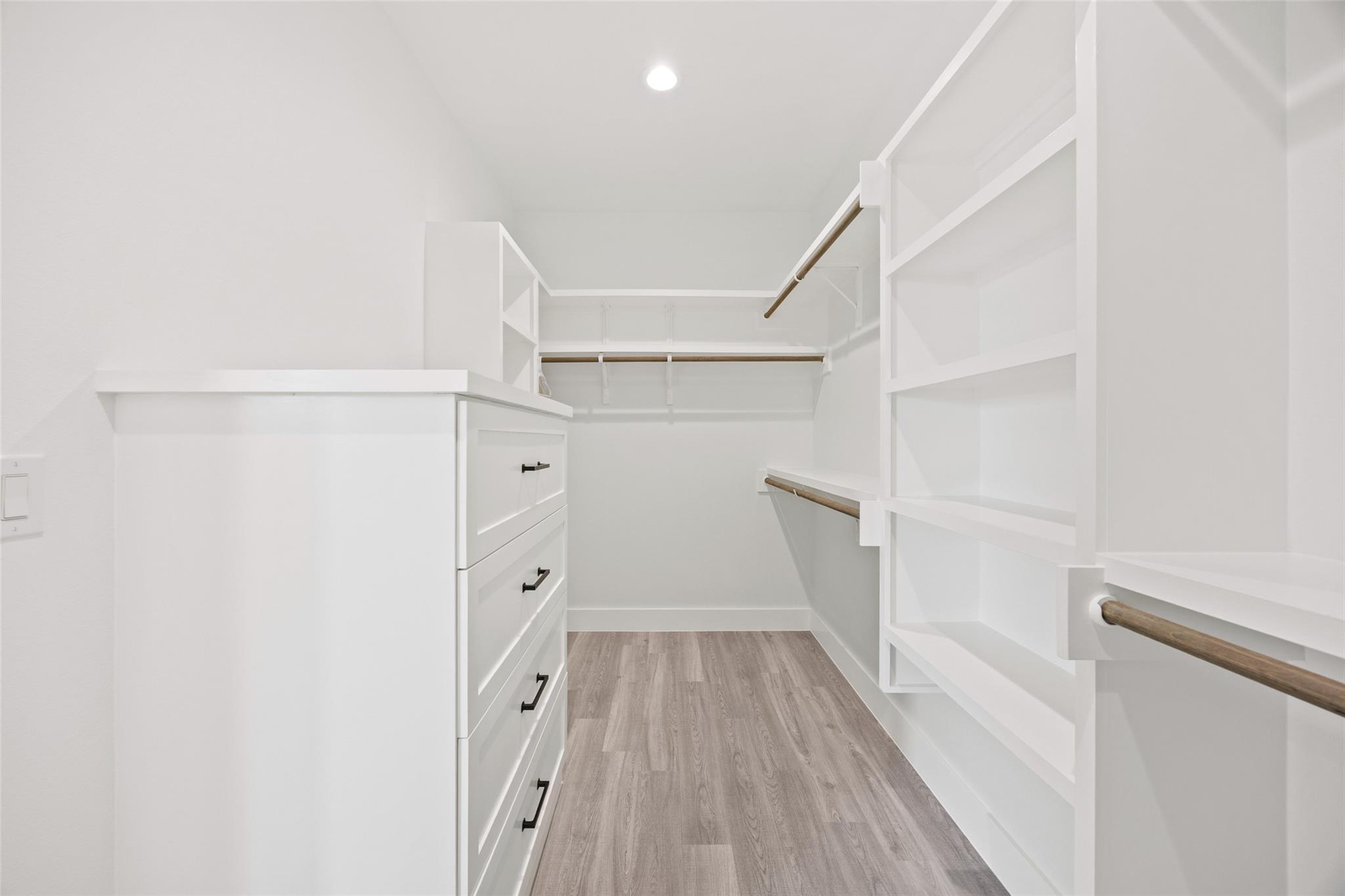 111 Tall Forest Dr, Bastrop, TX 78602