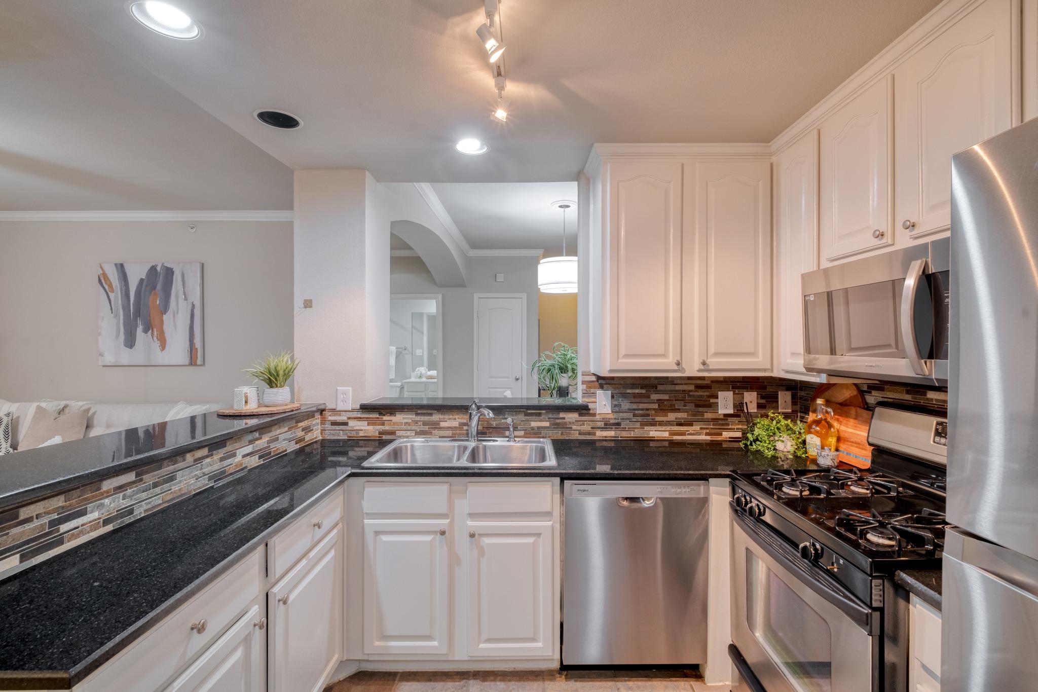 9525 CAPITAL OF TEXAS HWY # 616, Austin, TX 78759