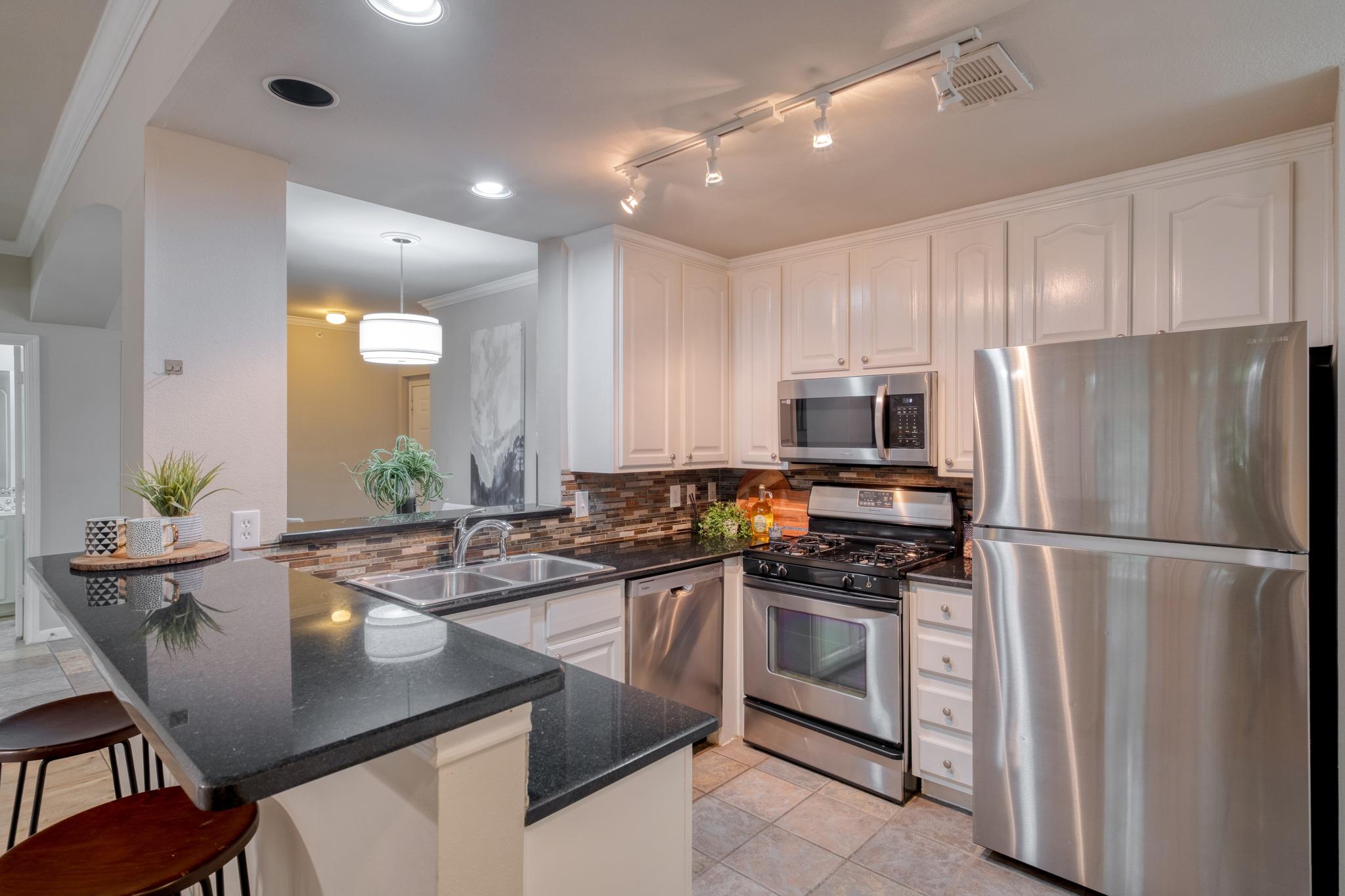 9525 CAPITAL OF TEXAS HWY # 616, Austin, TX 78759