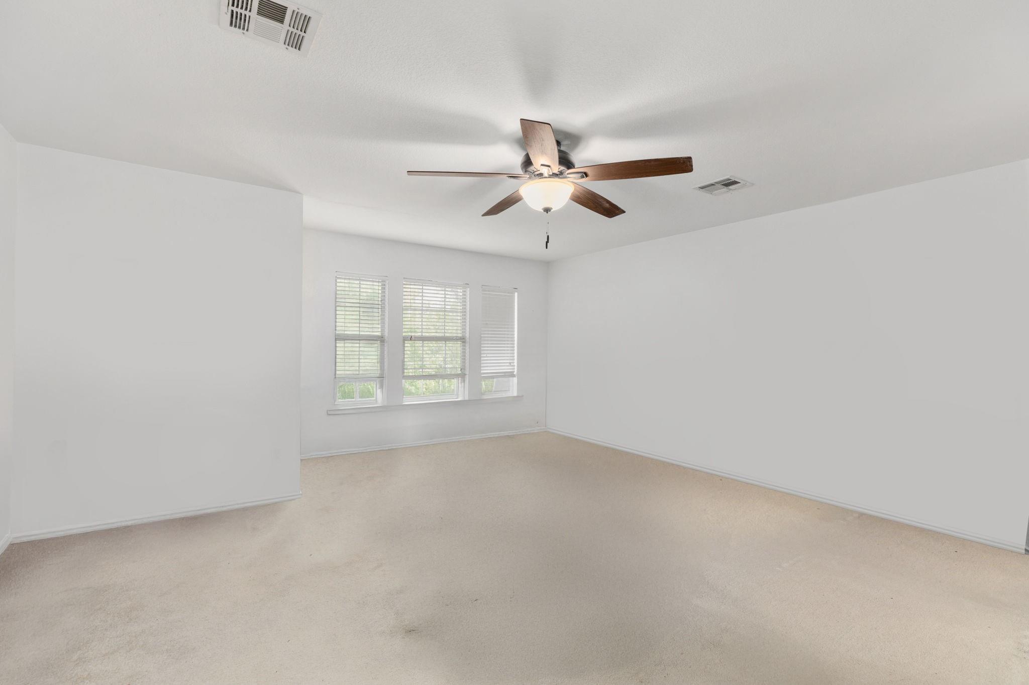 144 Vicksburg Loop, Elgin, TX 78621